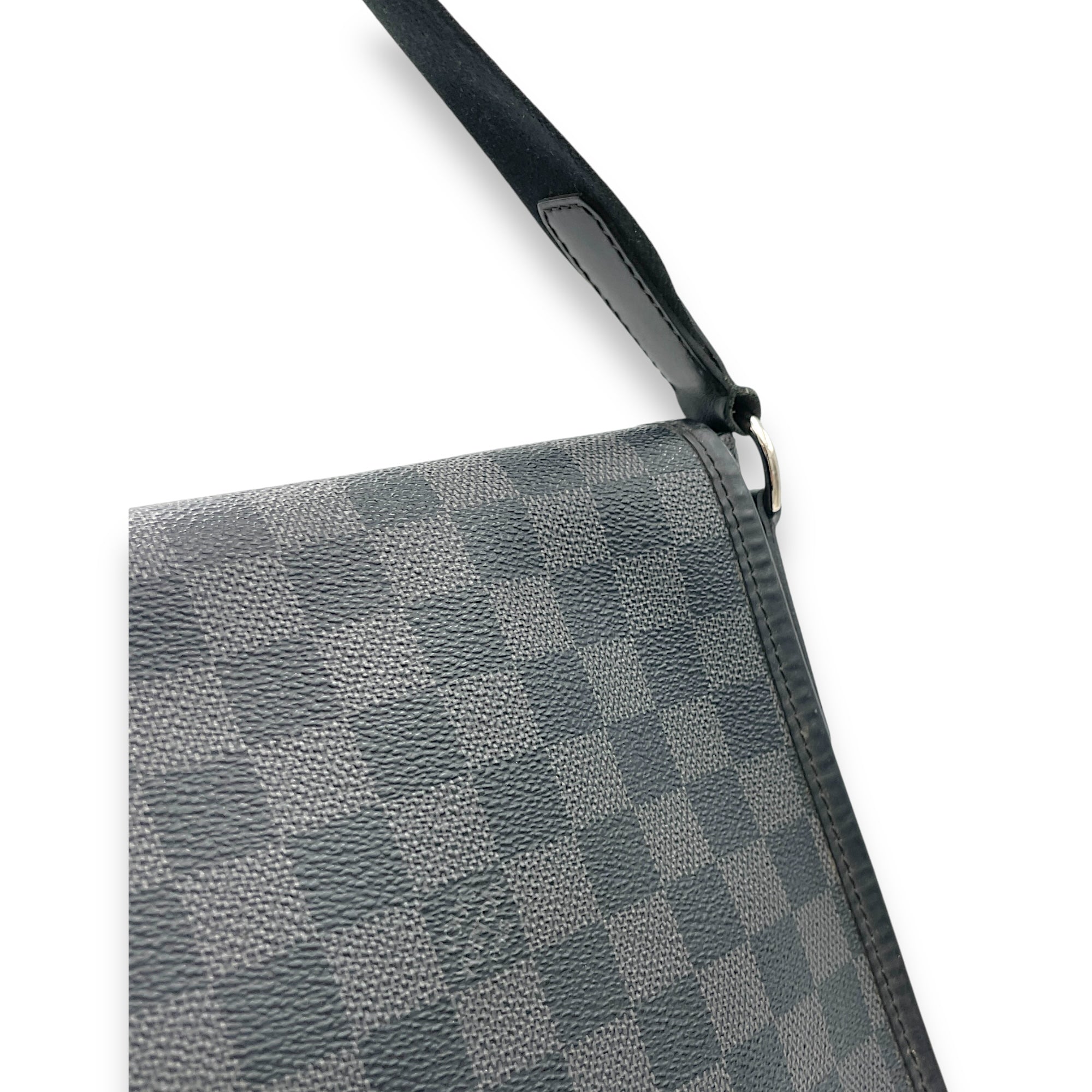 Daniel MM Damier Graphite Messenger in Coated Canvas, Silver hardware