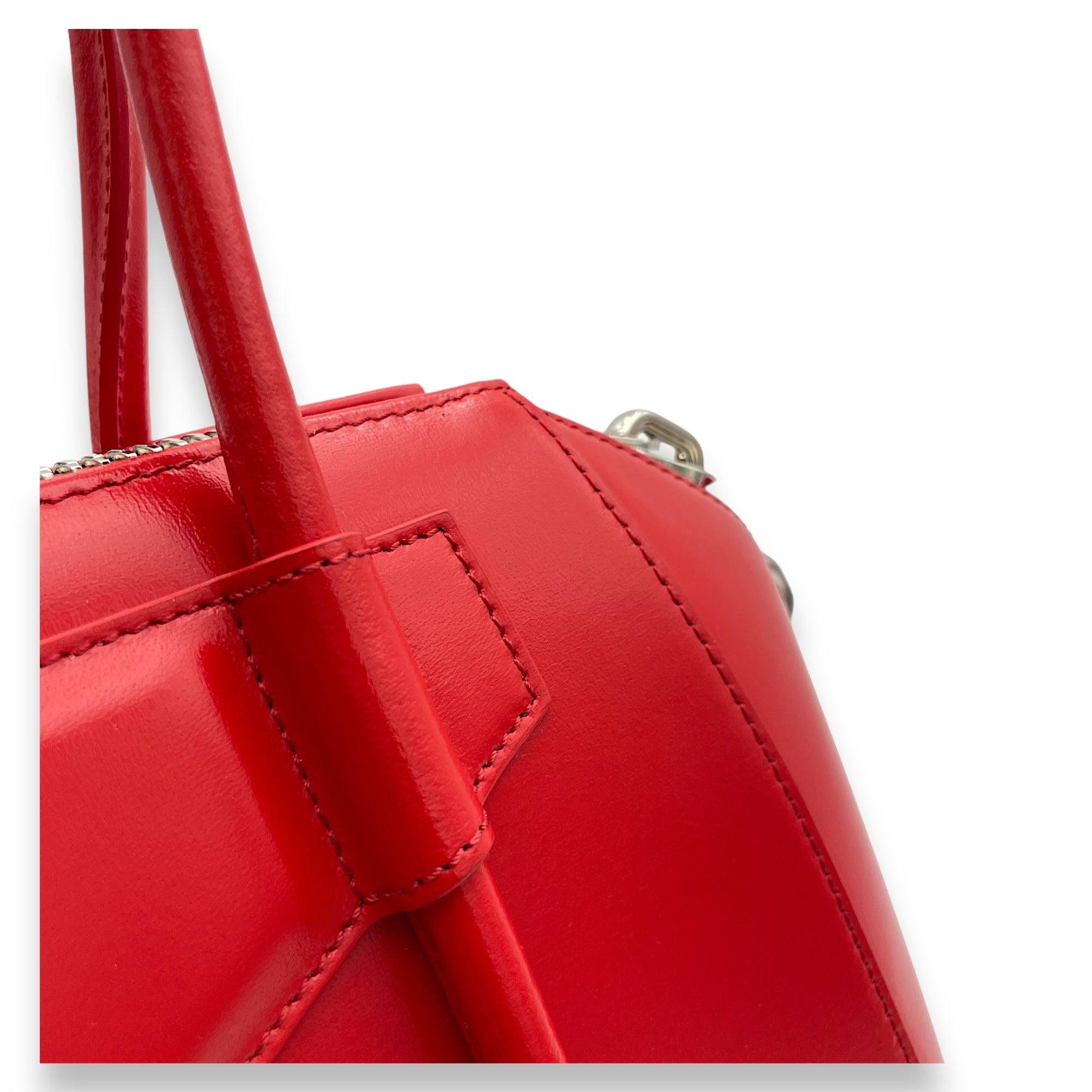 Lock Antigona Small Red Top Handle Bag in Calfskin, Silver hardware