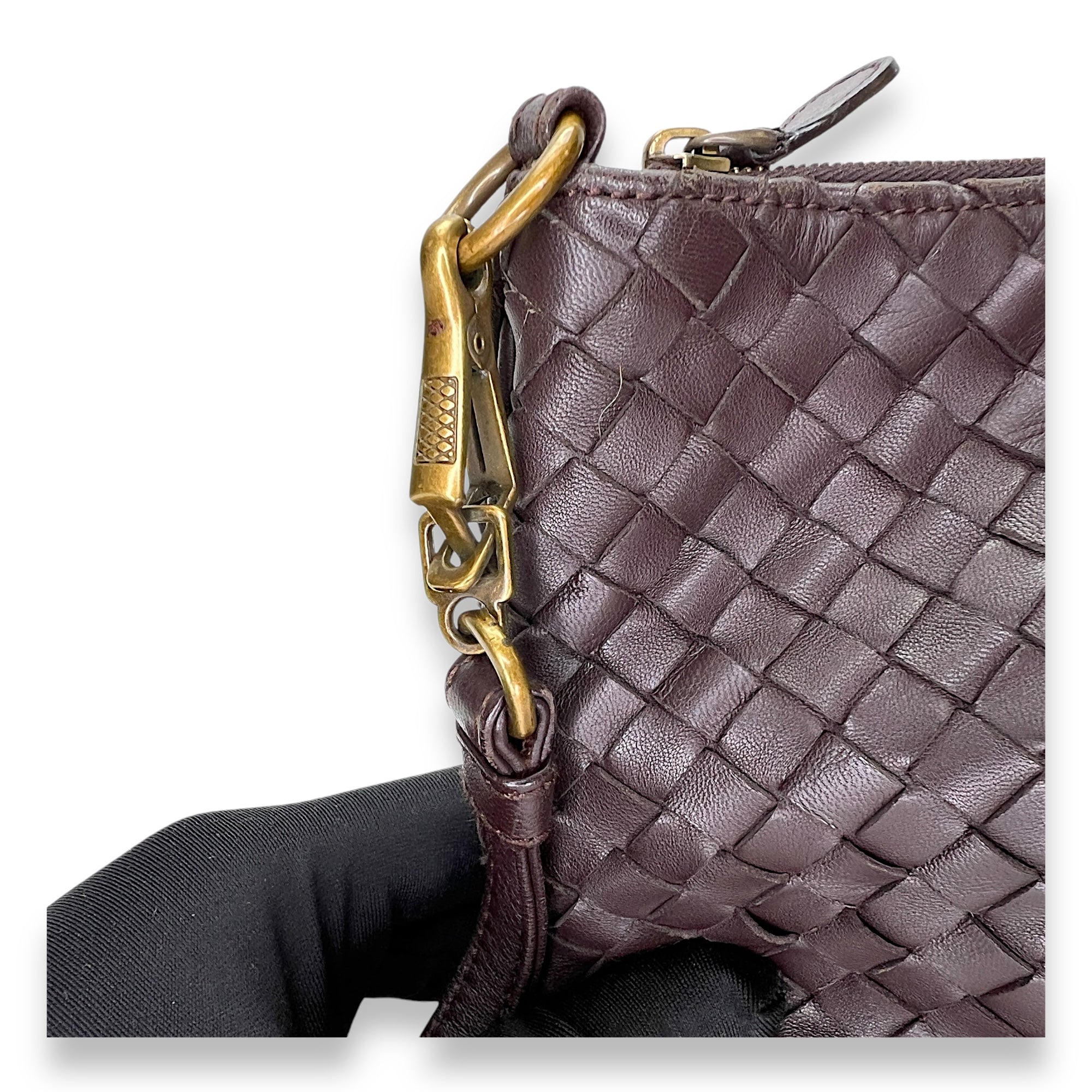 Messenger  Shoulder Bag Brown in Intrecciato Leather, Gold