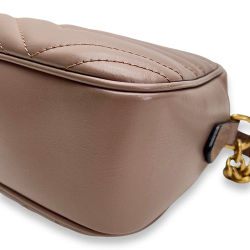 GG Marmont Small Crossbody bag in Calfskin, Gold Hardware