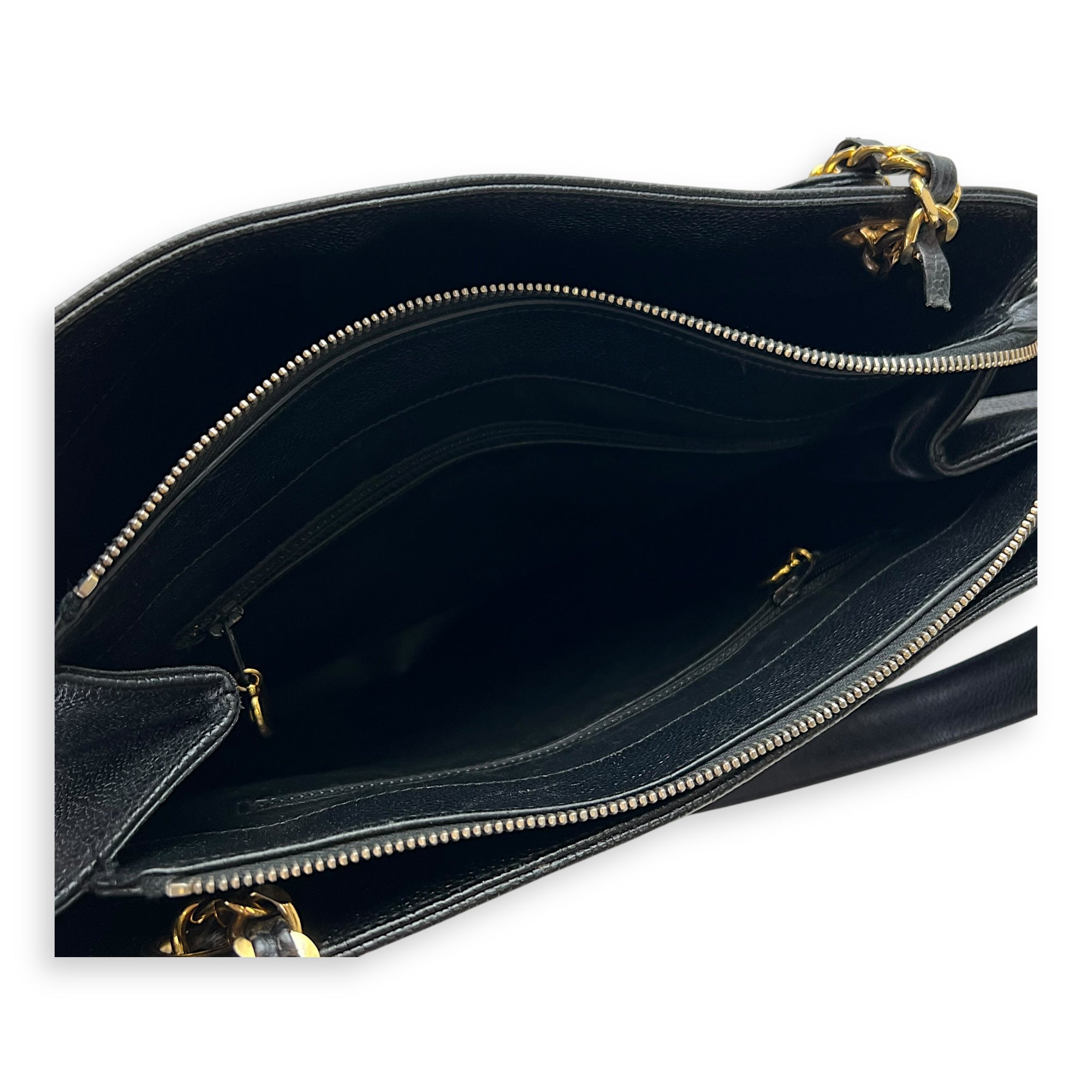 CC Vintage Black Tote Bag in Caviar Leather, Gold hardware