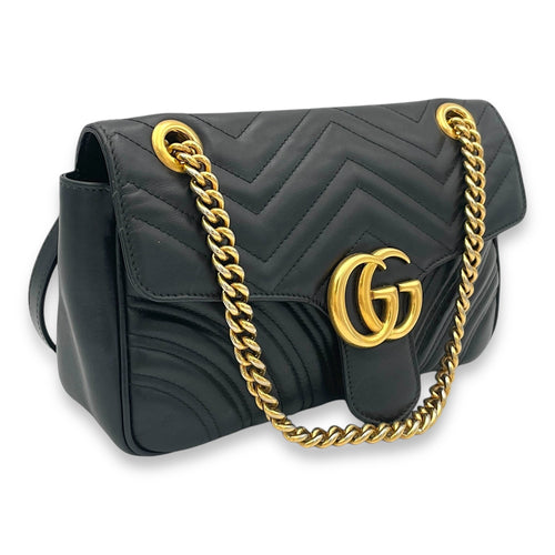 GG Marmont Black Shoulder Bag in Calfskin, Gold hardware