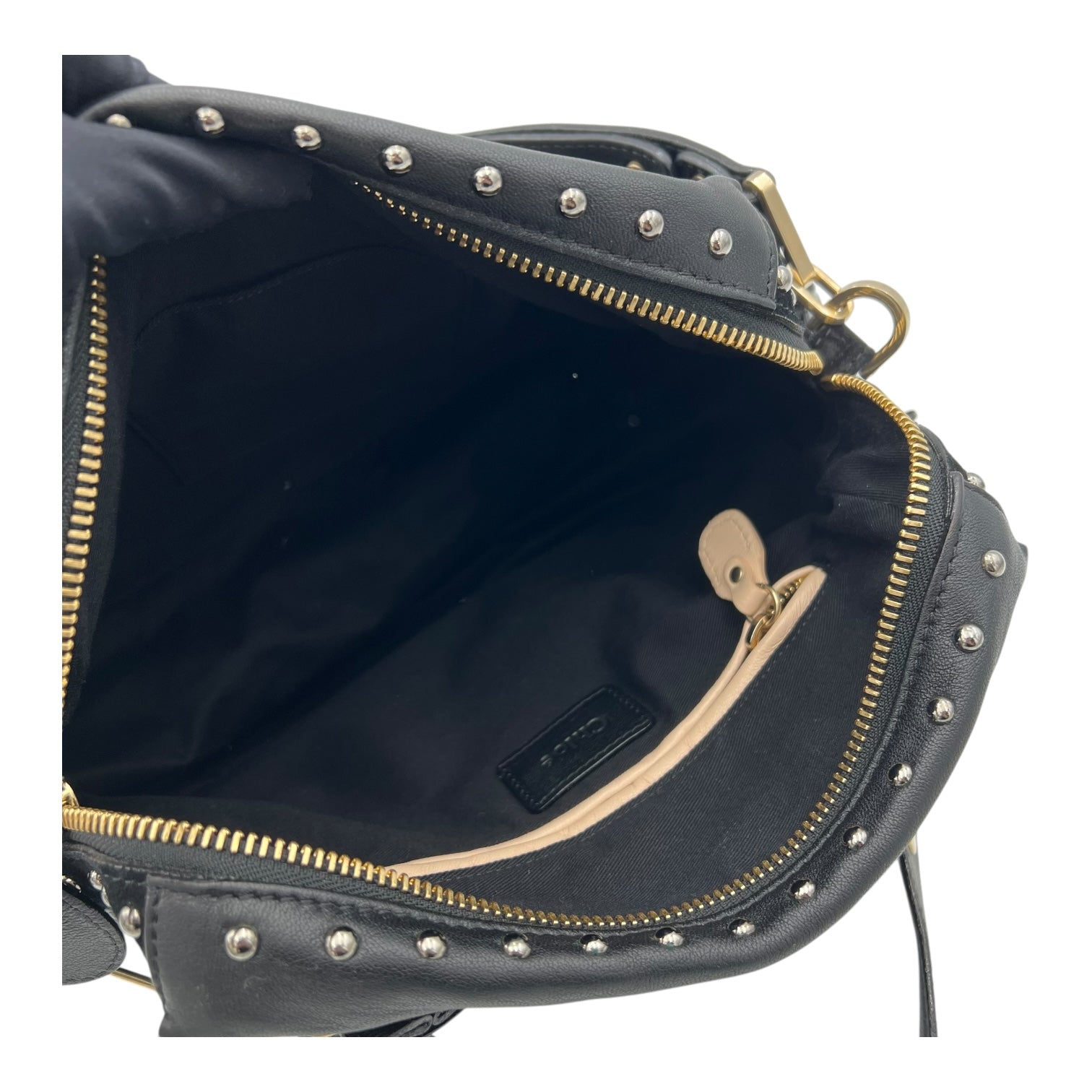 Paraty Shoulder Bag Black in Calfskin, Gold hardware