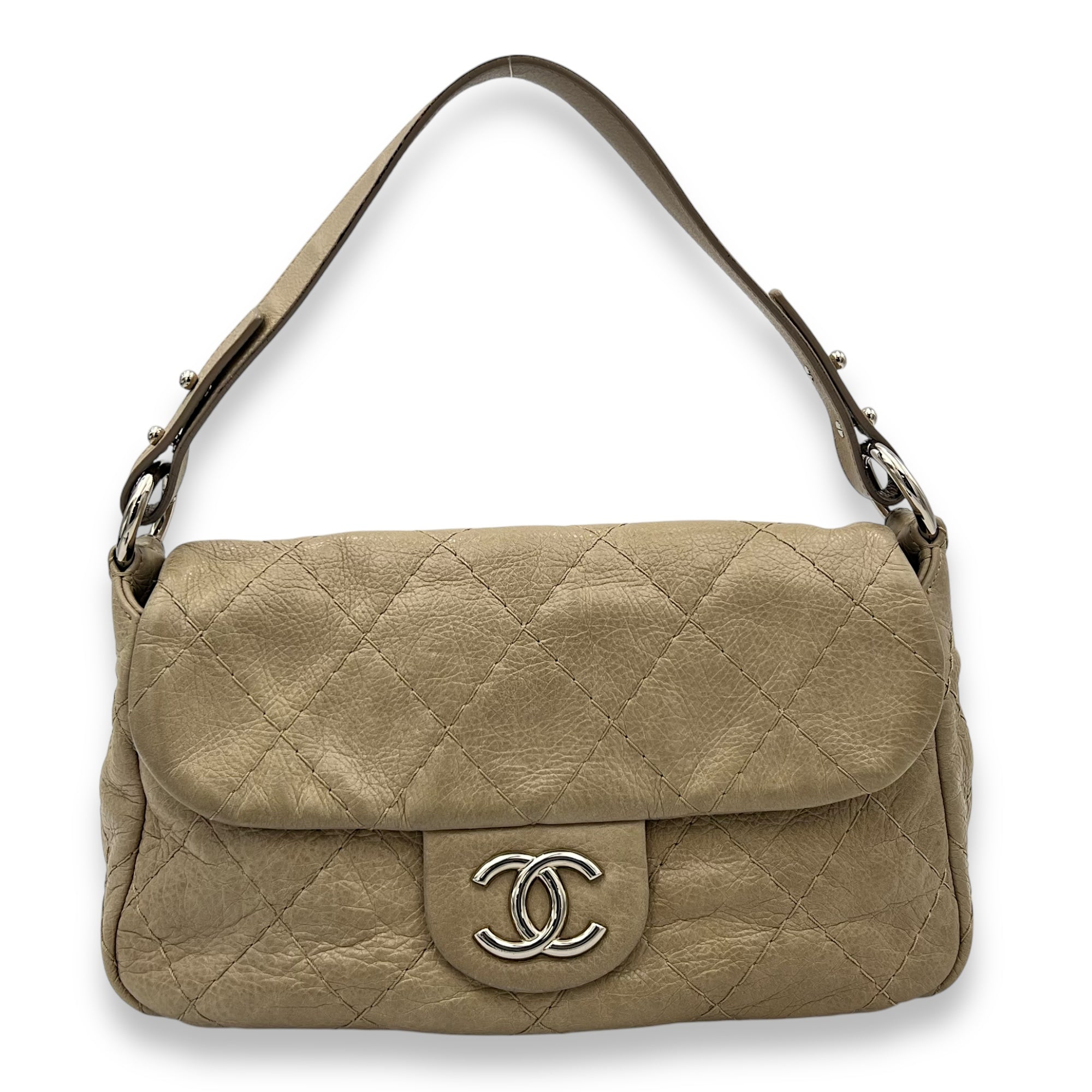 Chanel On The Road Beige Shoulder Bag in Calfskin, Silver hardware_1