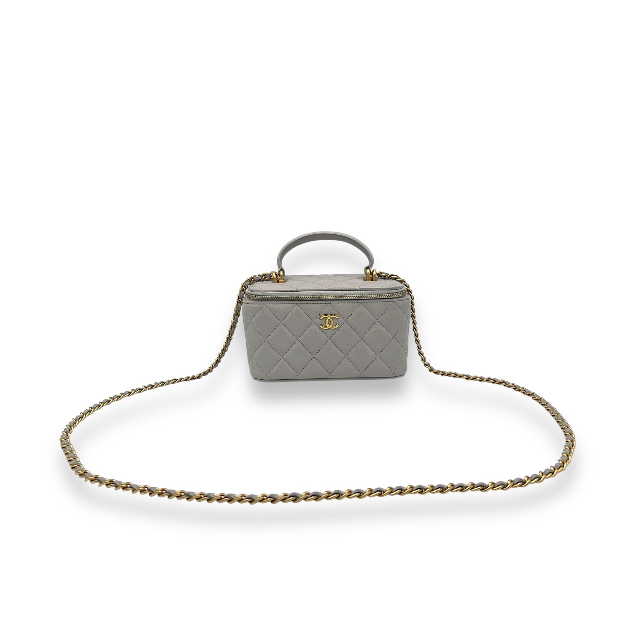 Chanel CC Vanity Bag Grey in Lambskin, Gold hardware_9