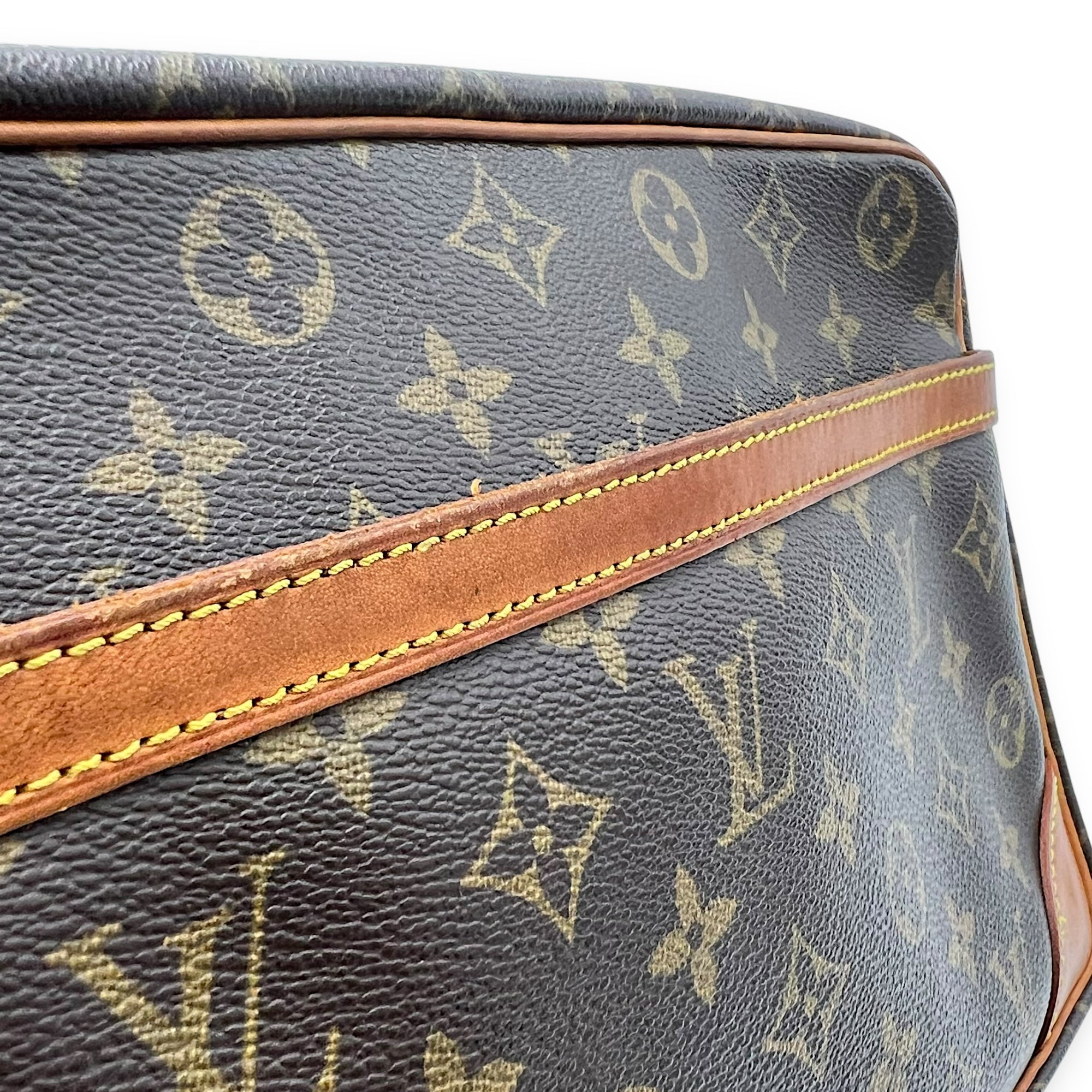 Louis Vuitton Trocadero Crossbody Bag Brown in Monogram Coated Canvas, Gold hardware_9