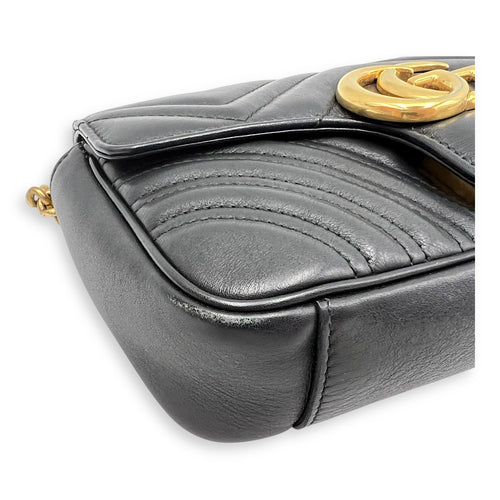 Gucci GG Marmont Mini Black Shoulder Bag in Calfskin, Gold hardware_9