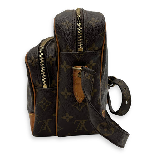 Louis Vuitton Nile Crossbody Bag Brown in Monogram Coated Canvas, Gold hardware_4
