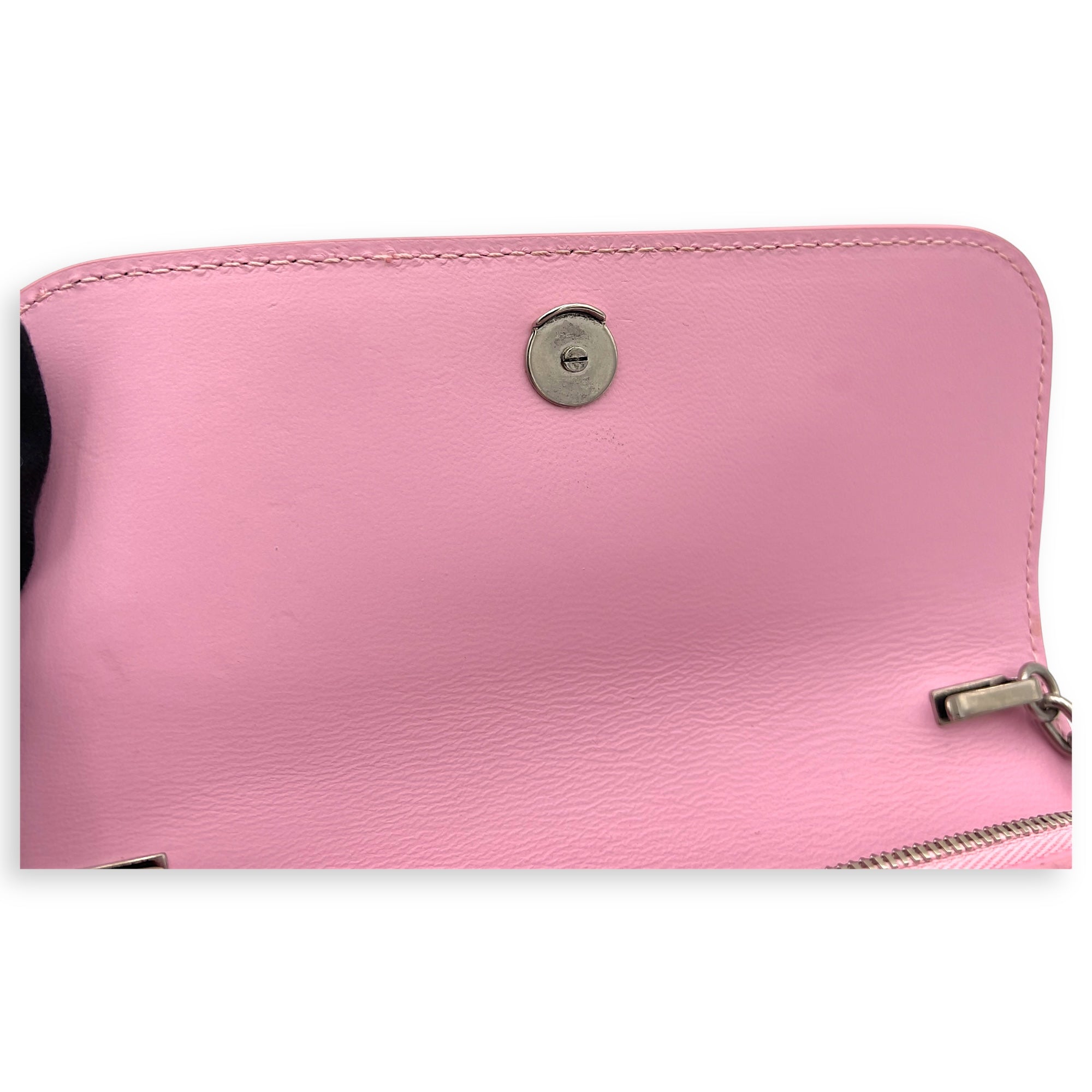 Balenciaga Gossip Pink Wallet On Chain in Crocodile Embossed Calfskin, Silver hardware_5