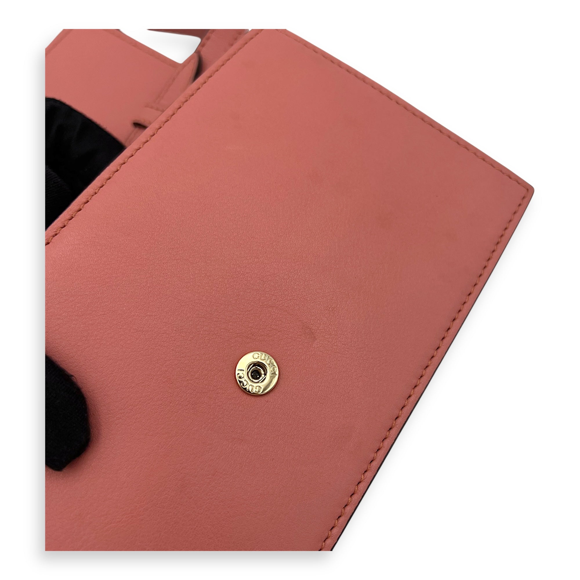 Gucci Interlocking G Crossbody Bag Red in Calfskin, Gold hardware_9