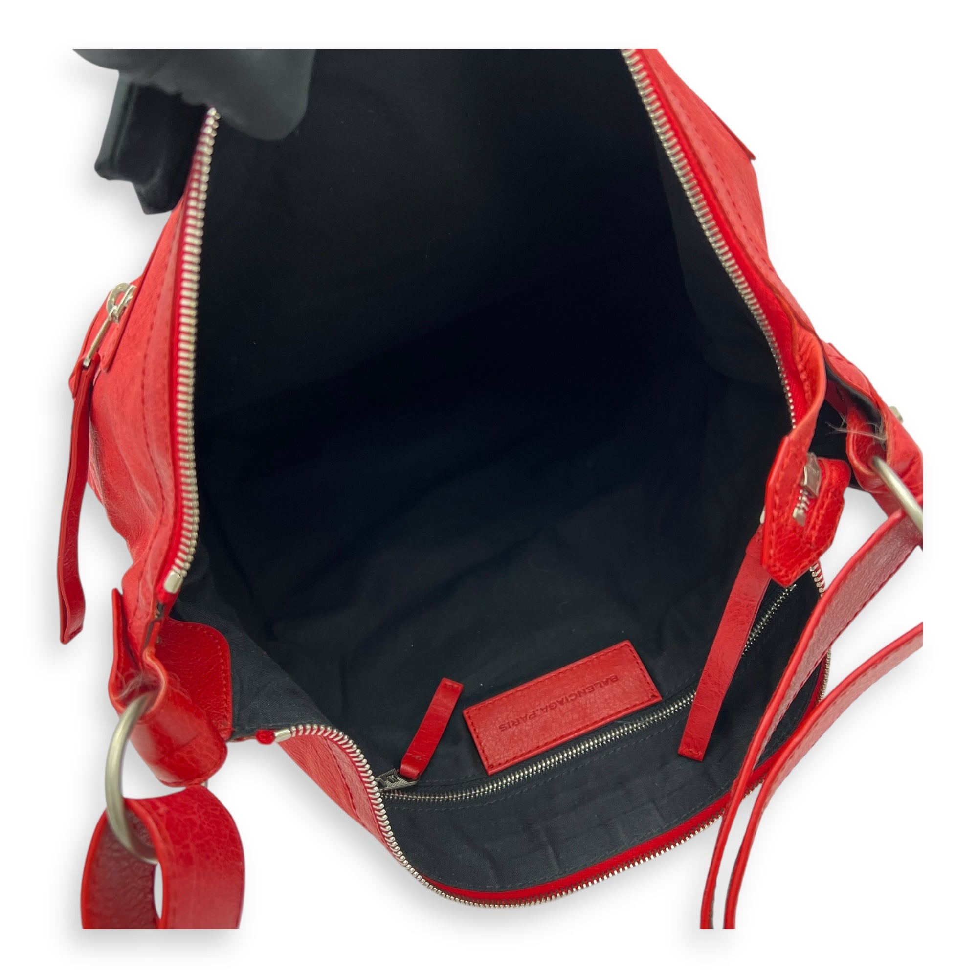 Balenciaga Vara Shoulder Bag Red in Distressed Leather, Silver hardware_9