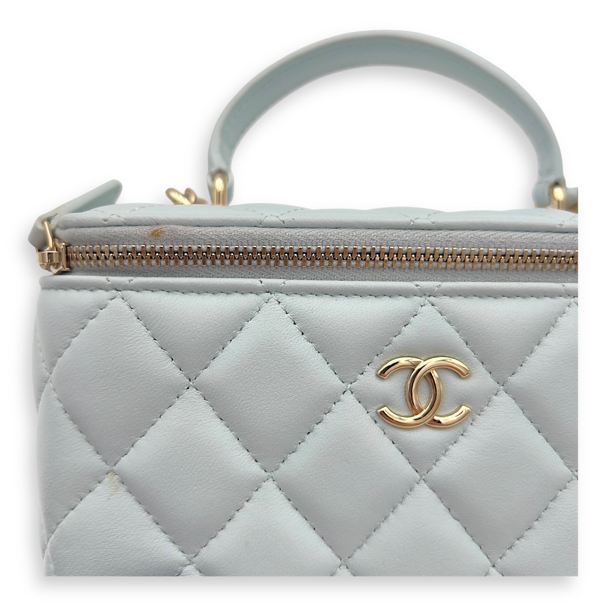Chanel Vanity Crossbody Bag Blue in Lambskin, Gold hardware_9