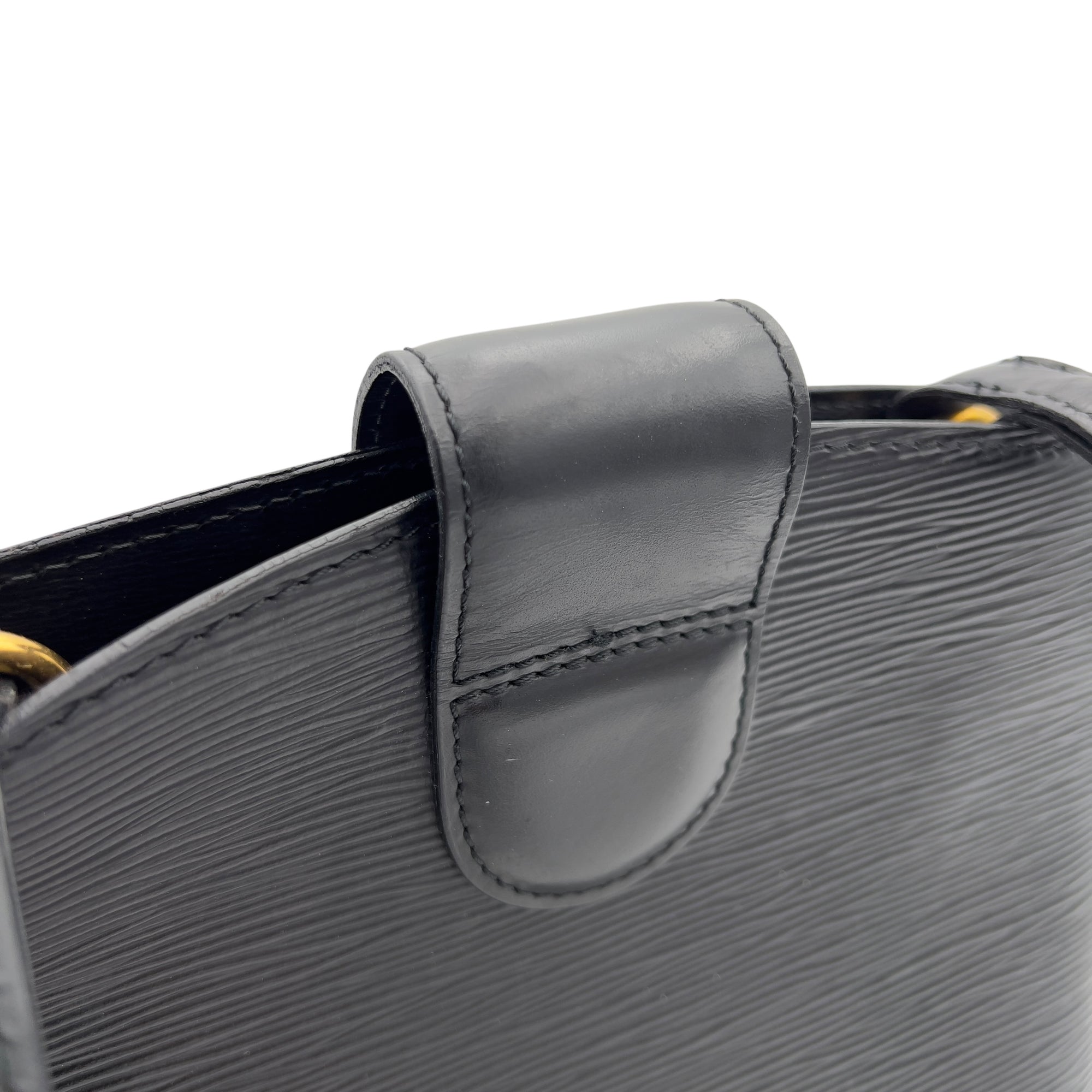 Louis Vuitton Cluny Vintage Shoulder Bag in Epi Leather, Gold hardware_11