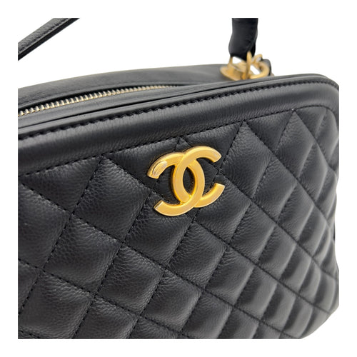 Chanel Vanity Top Handle Bag Black in Caviar Leather, Gold hardware_7