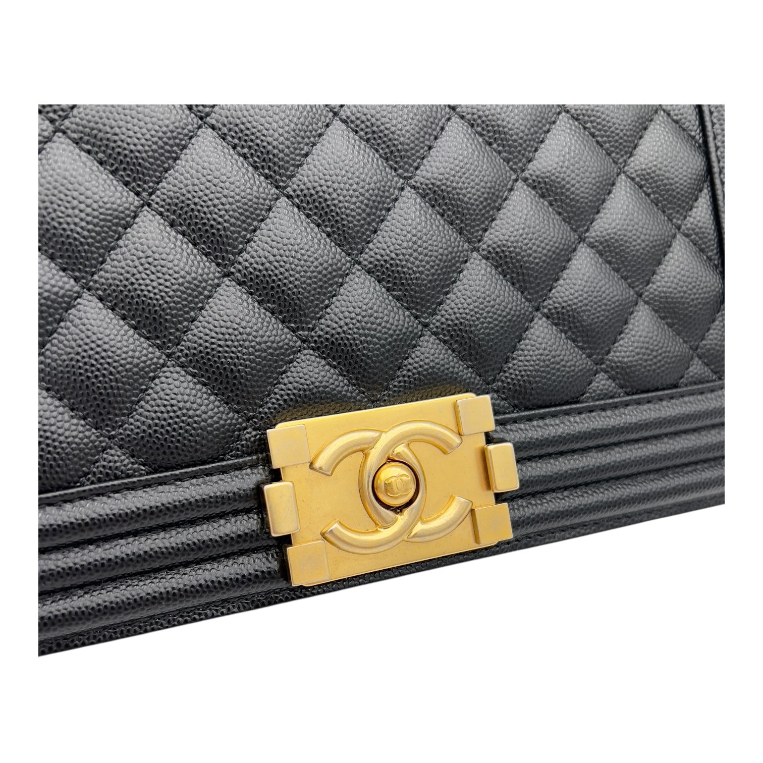Chanel Boy Medium Black Shoulder Bag in Caviar Leather, Brushed Gold hardware_7
