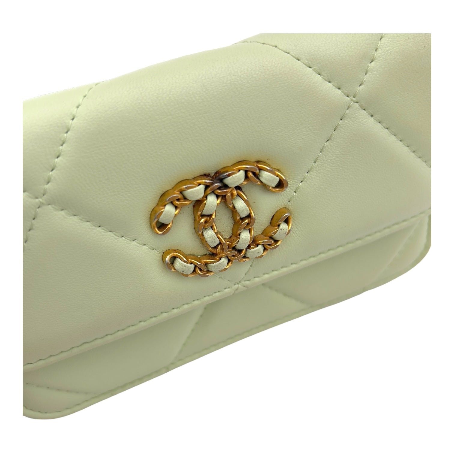 Chanel C19 Wallet On Chain Green in Lambskin, Mixed hardware_9
