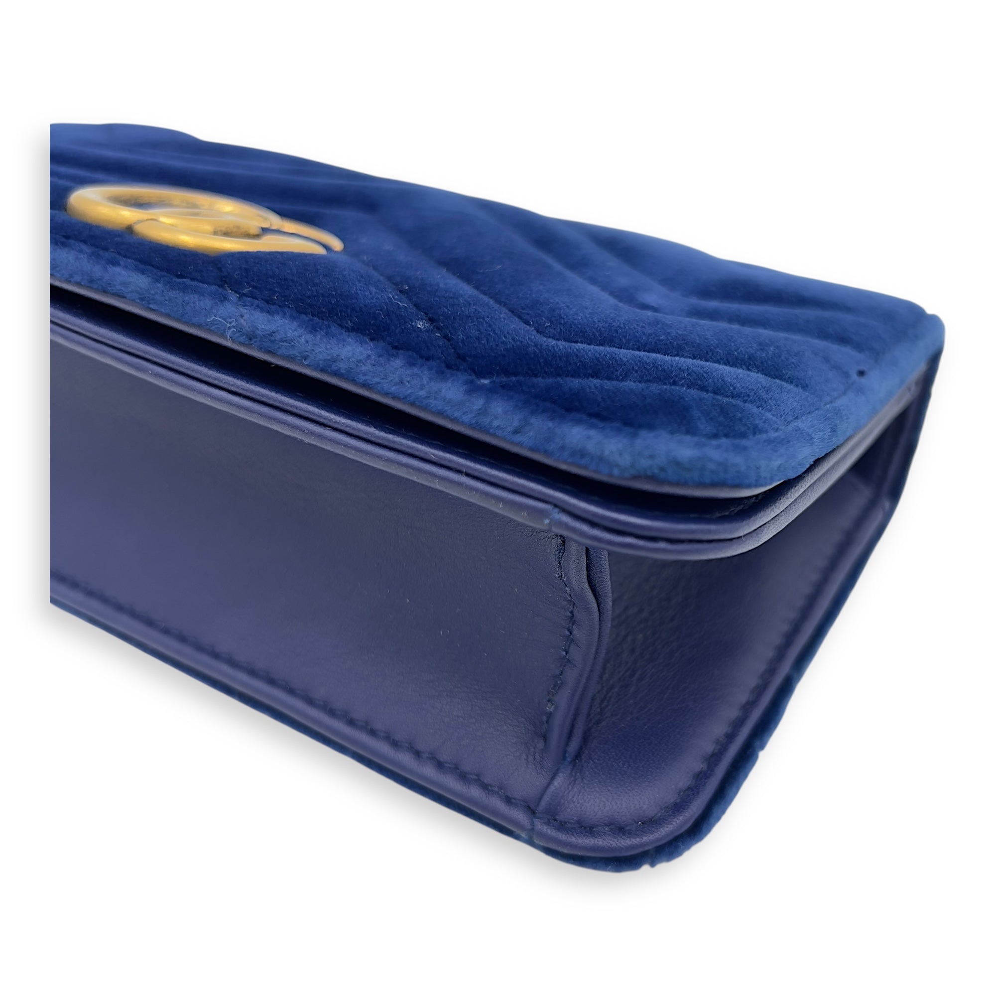 Gucci GG Marmont Mini Blue Crossbody Bag in Velvet, Gold hardware_7