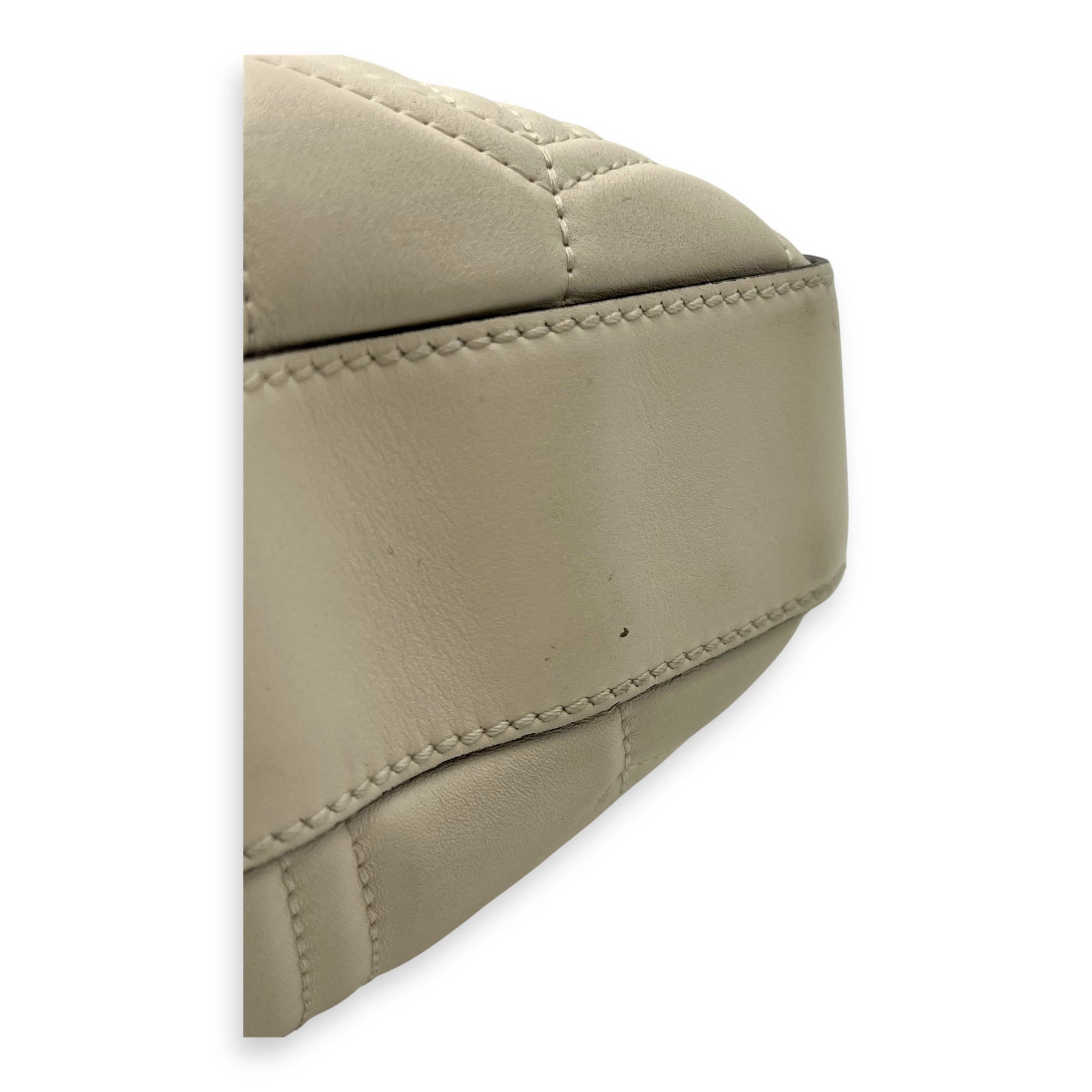 Gucci Dionysus Shoulder Bag White in Calfskin, Silver hardware_9