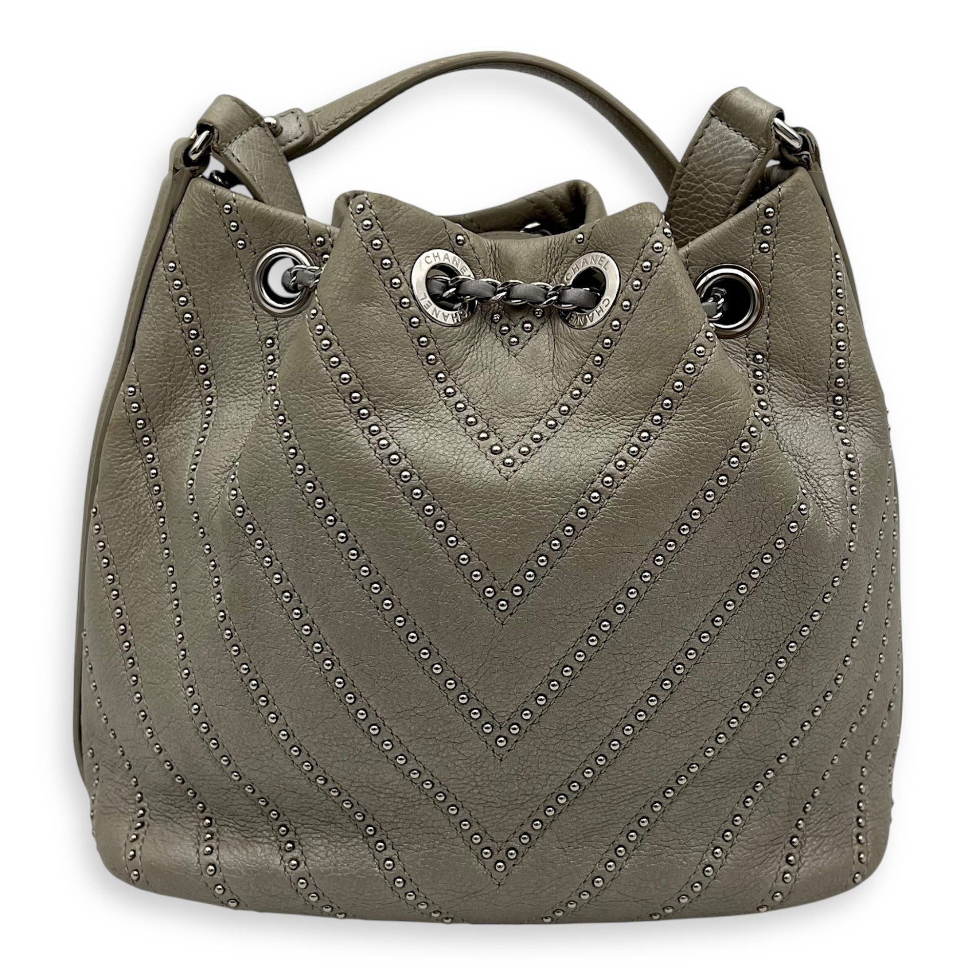 Chanel CC Chevron Bucket Bag Silver in Calfskin, Silver hardware_2
