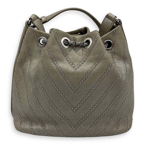 Chanel CC Chevron Bucket Bag Silver in Calfskin, Silver hardware_2