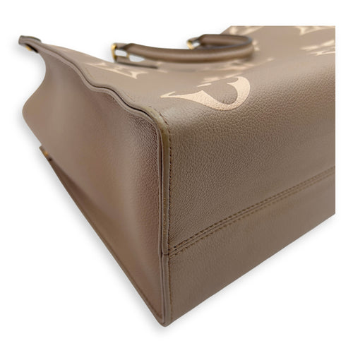 Louis Vuitton OnTheGo MM Beige Top Handle Bag in Empreinte Leather, Gold hardware_9