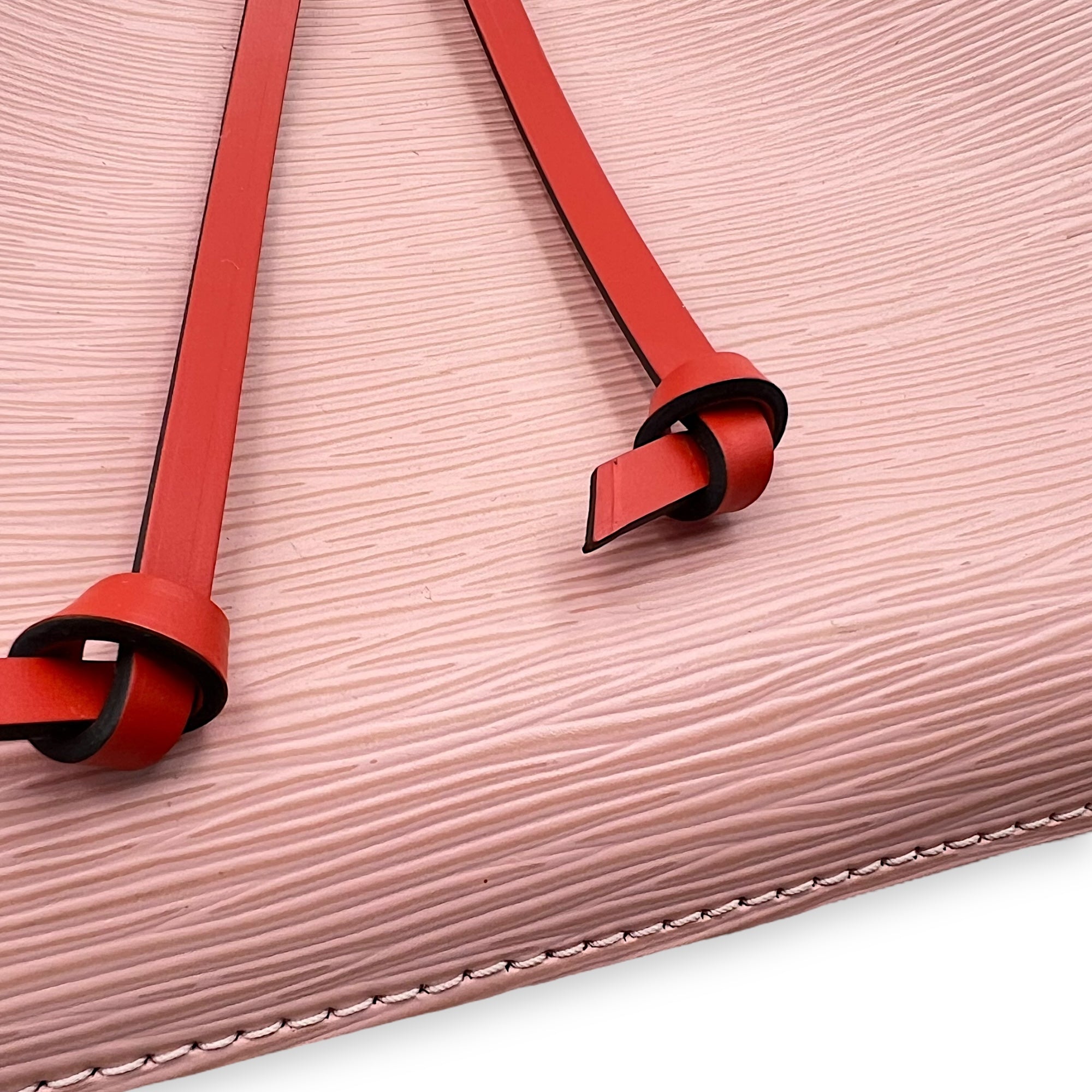 Louis Vuitton NeoNoe Bucket Bag Pink in Epi Leather, Silver hardware_9
