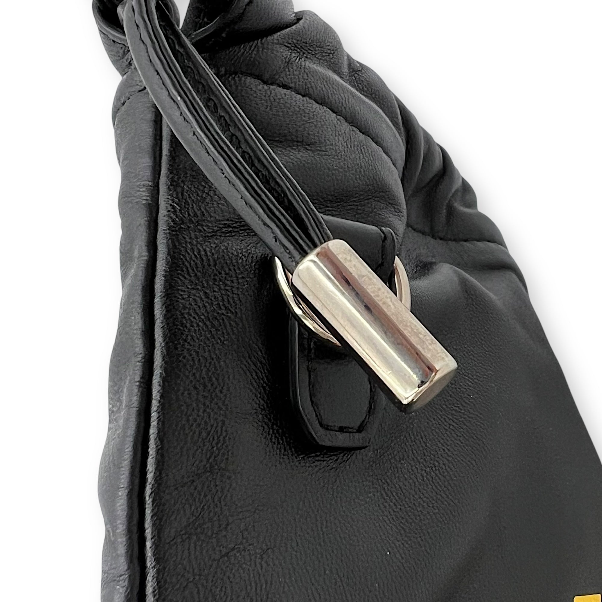 Fendi Logo Black Crossbody Bag in Calfskin, Silver hardware_9