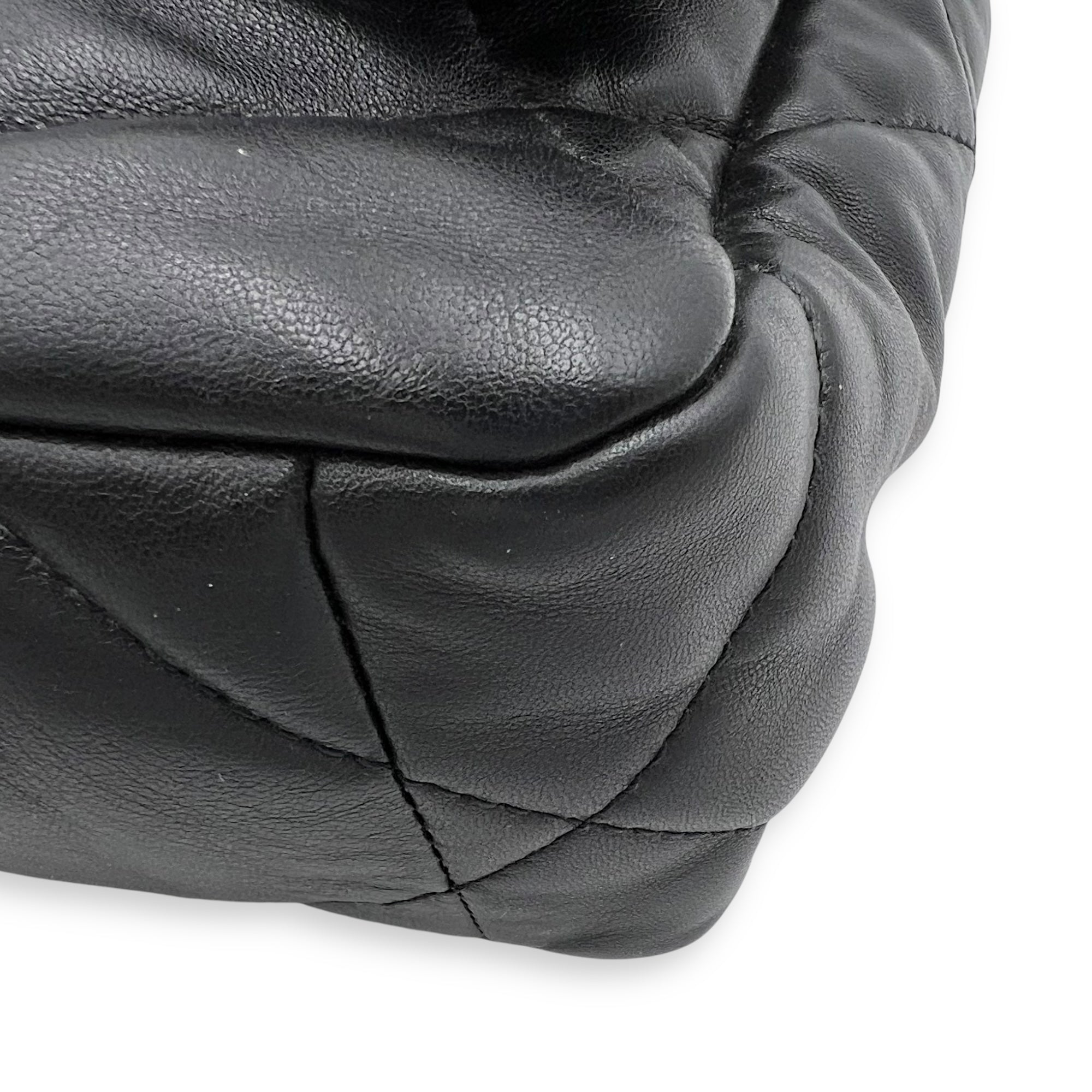 Chanel C19 Shoulder Bag Black in Others, Mixed hardware_9