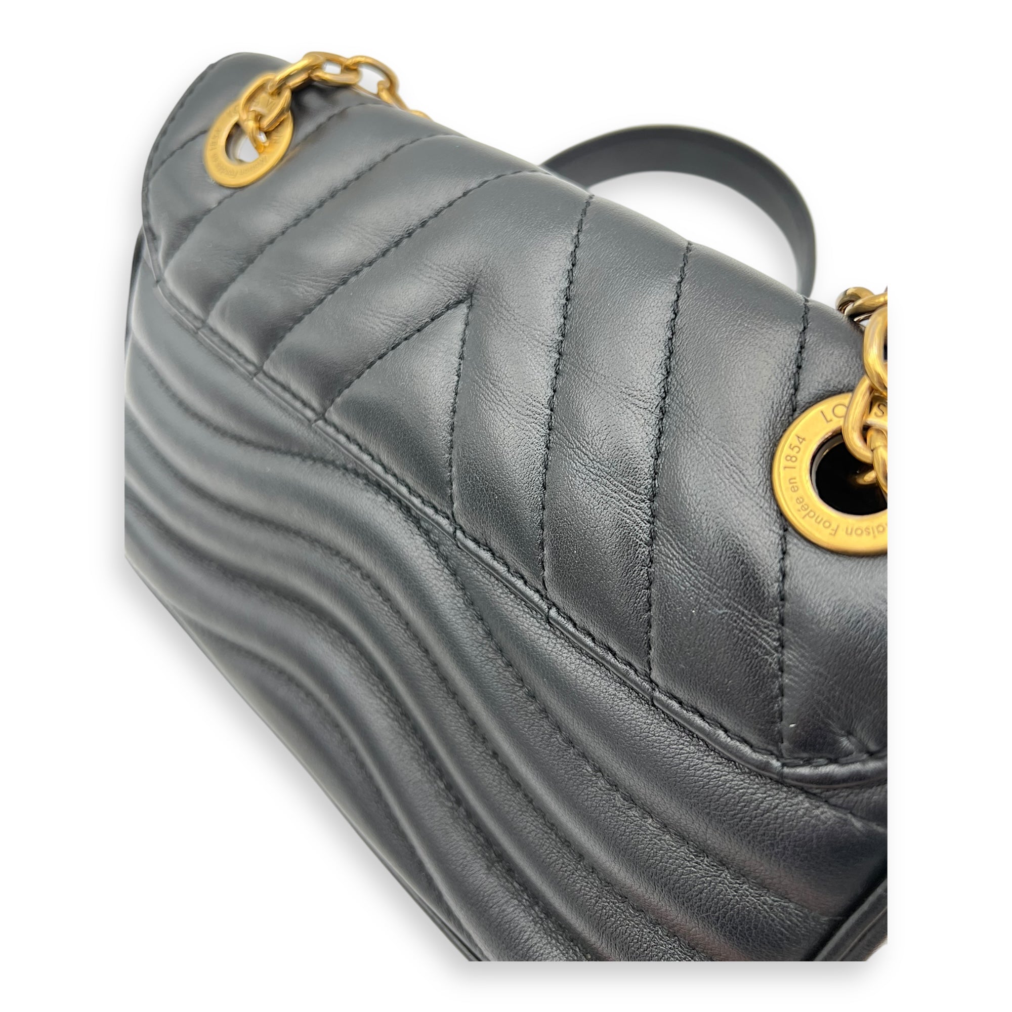 Louis Vuitton New Wave Crossbody Bag PM Black in Calfskin, Gold hardware_1