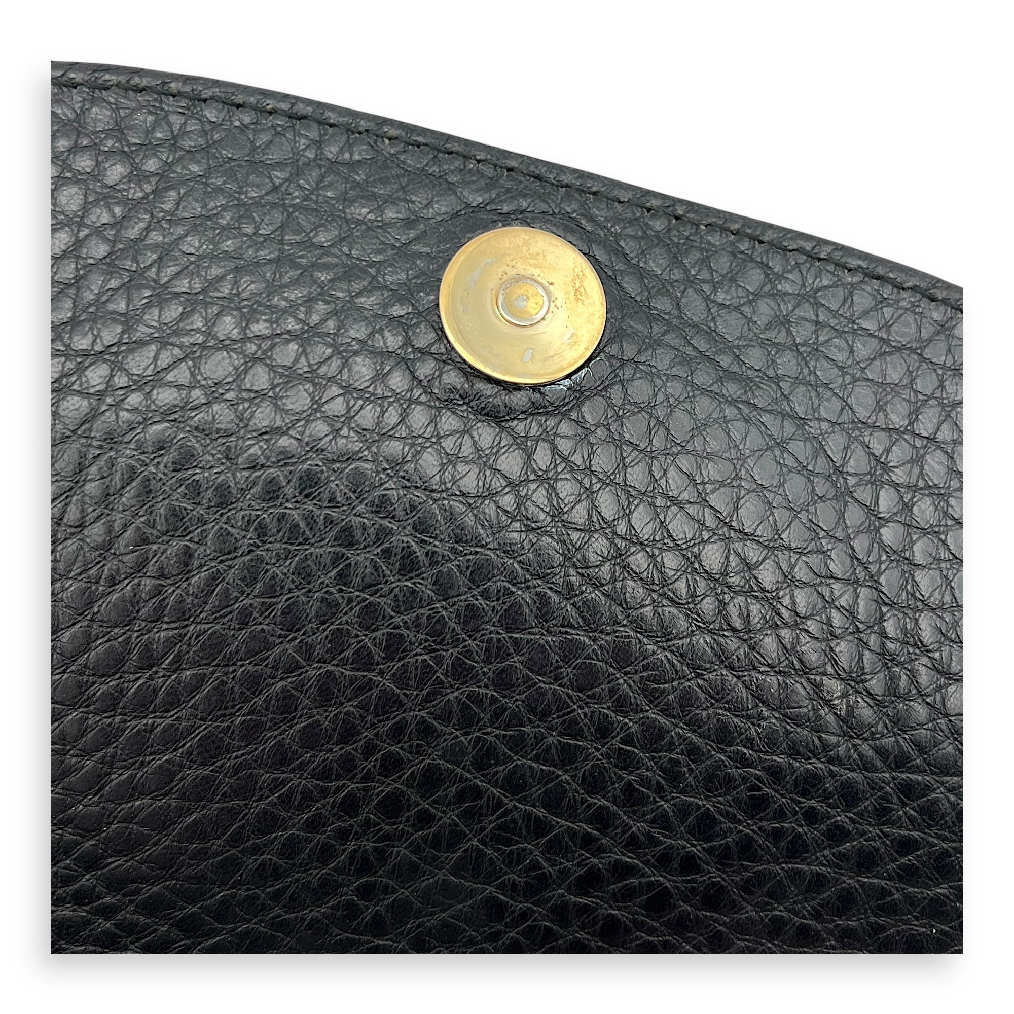 Gucci Soho Crossbody Bag Black in Calfskin, Gold hardware_2