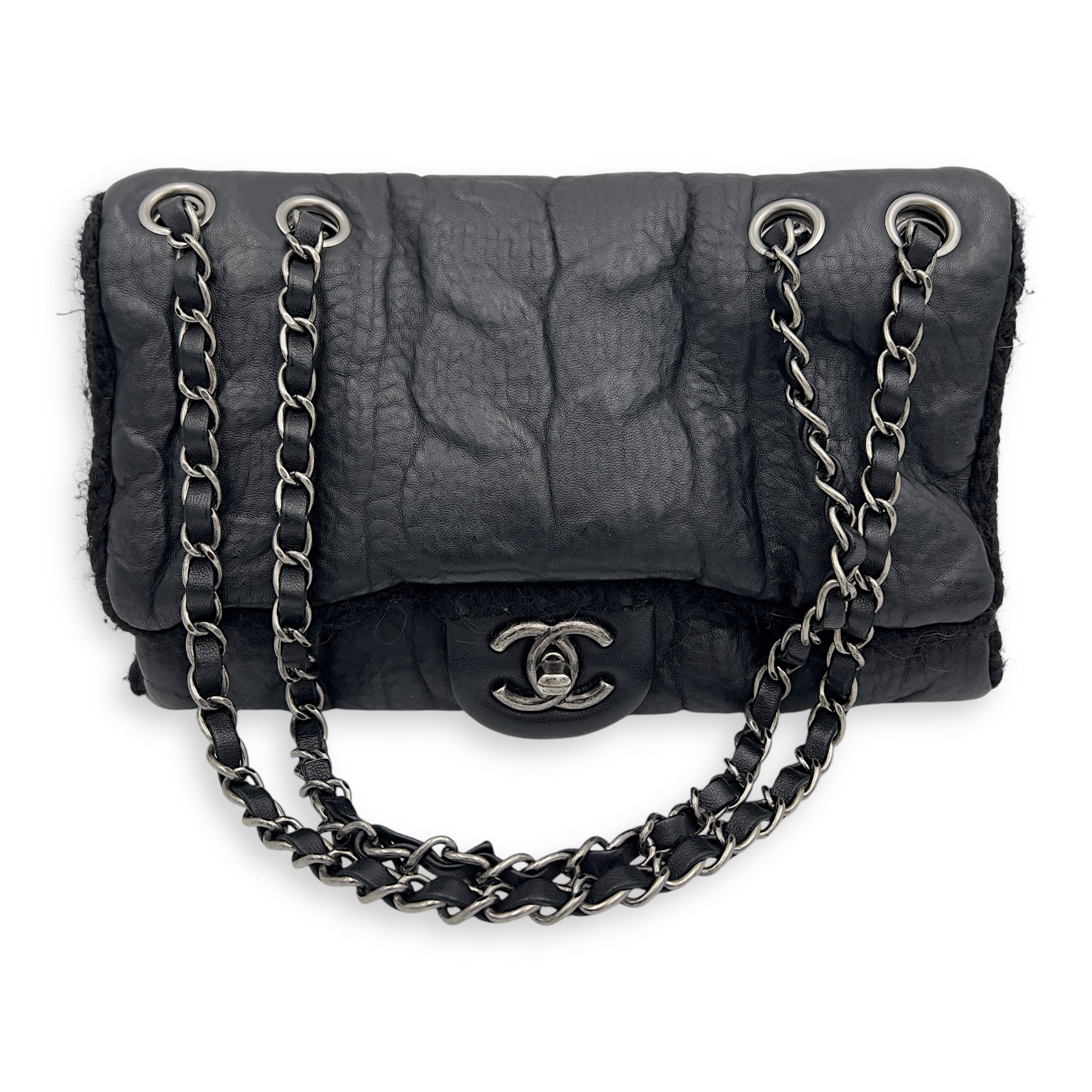 Chanel Paris Edinburgh Chic Knit Shoulder Bag Black in Calfskin, Silver hardware_7