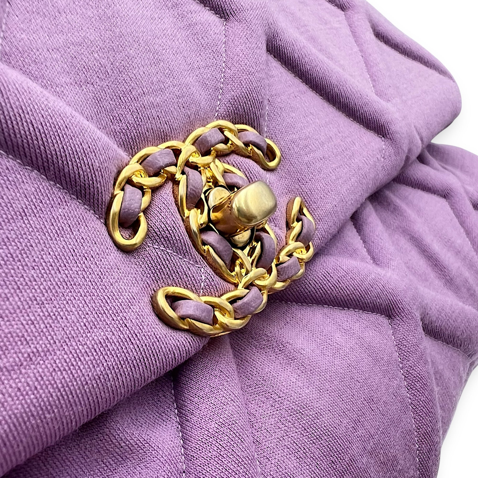 Chanel C19 Maxi Purple Crossbody Bag in Fabric, Mixed hardware_9
