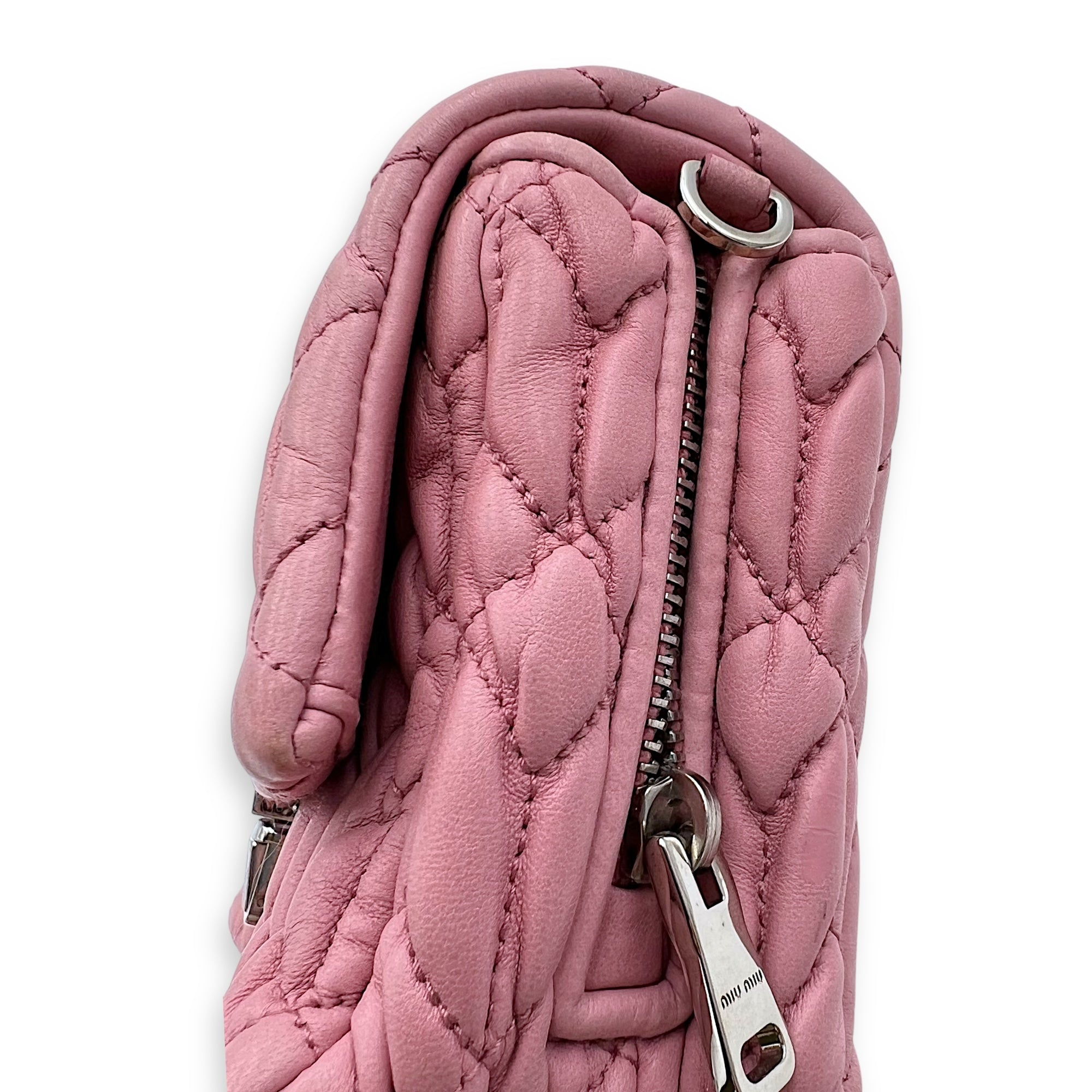 Miu Miu Matelassé Shoulder Bag Pink in Lambskin, Silver hardware_9
