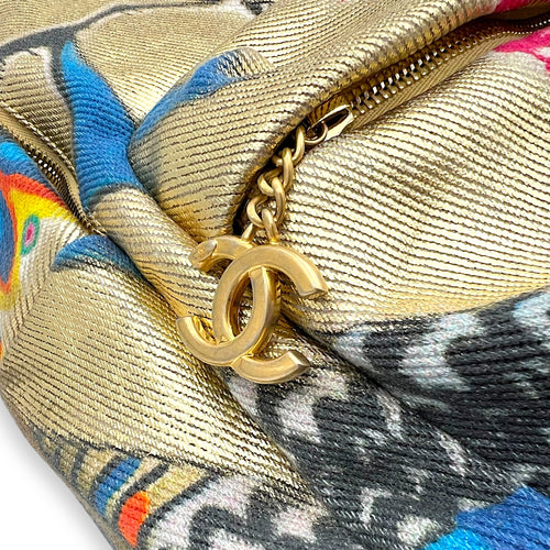 Chanel Grafitti Backpack Gold in Canvas, Gold hardware_9