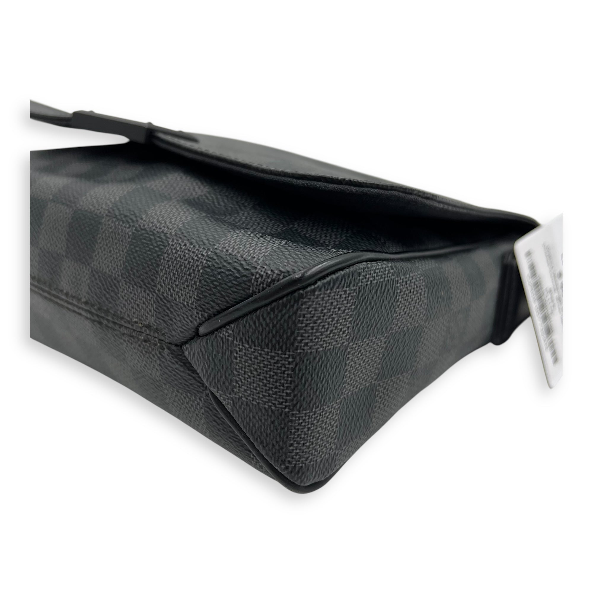 Louis Vuitton District Messenger PM Black in Coated Canvas, Silver hardware_9