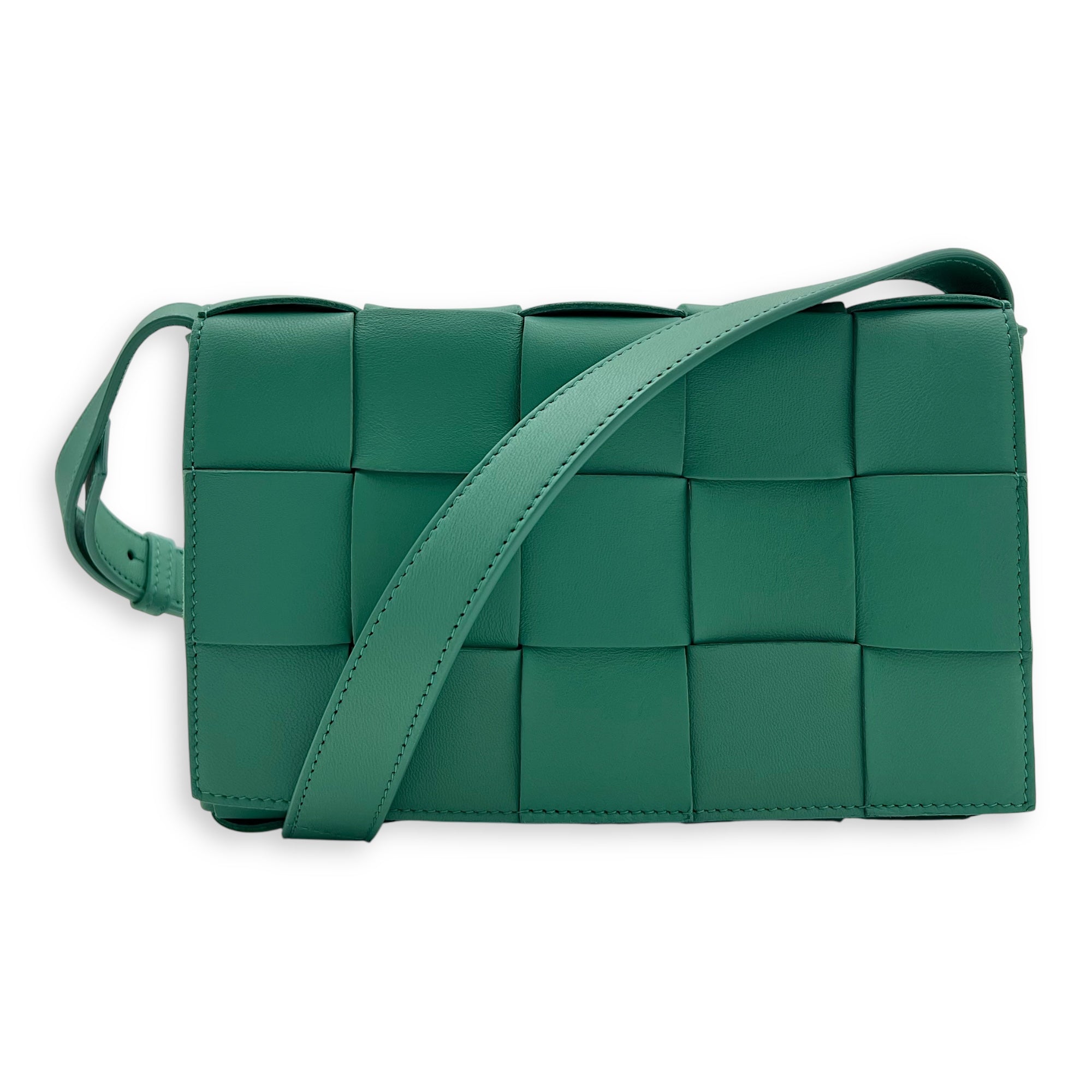 Bottega Veneta Cassette Crossbody Bag Green in Calfskin, Gold hardware_9
