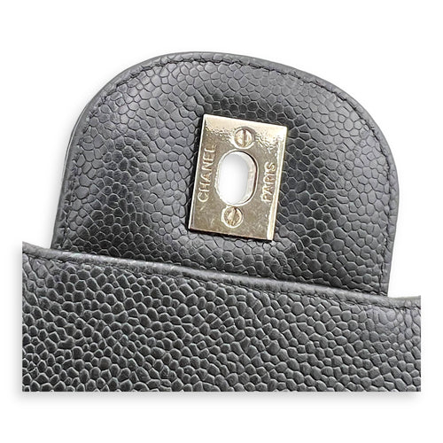 Chanel Classic Shoulder Bag Jumbo Black in Caviar Leather, Silver hardware_1