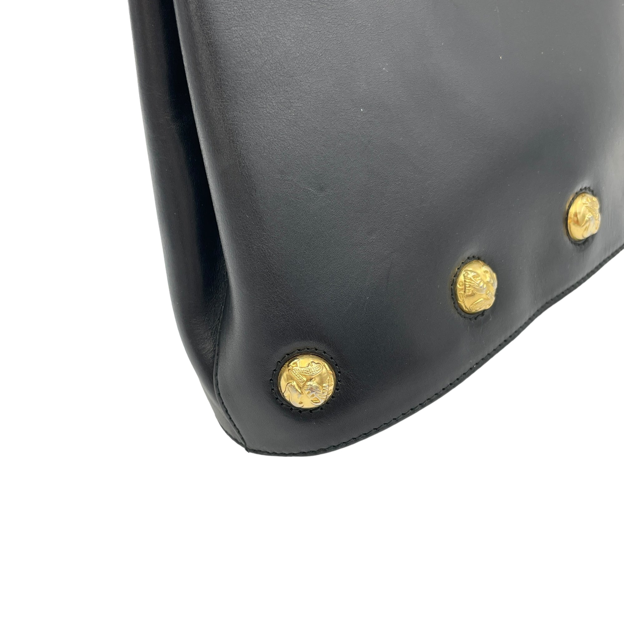 Las mejores S Black Top Handle Bag in Calfskin, Gold hardware