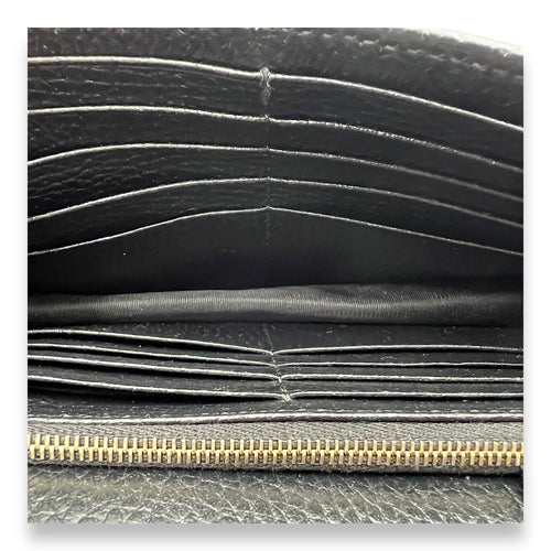 Interlocking G Wallet On Chain Black in Calfskin, Light Gold hardware