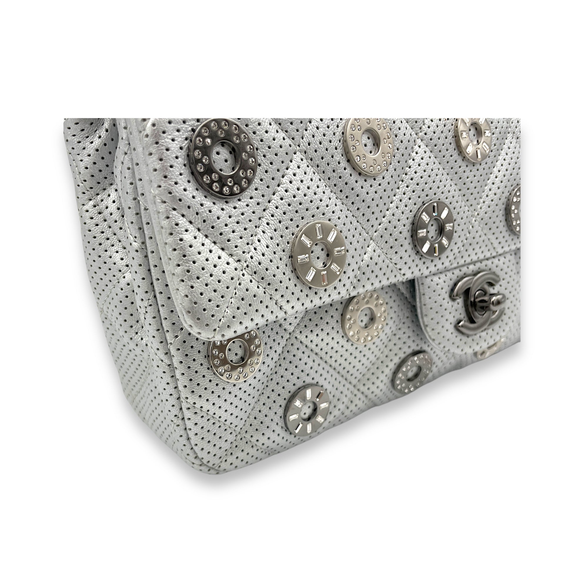 Paris Dubai Flap Silver Shoulder Bag in Perforated Lambskin, Silver hardware