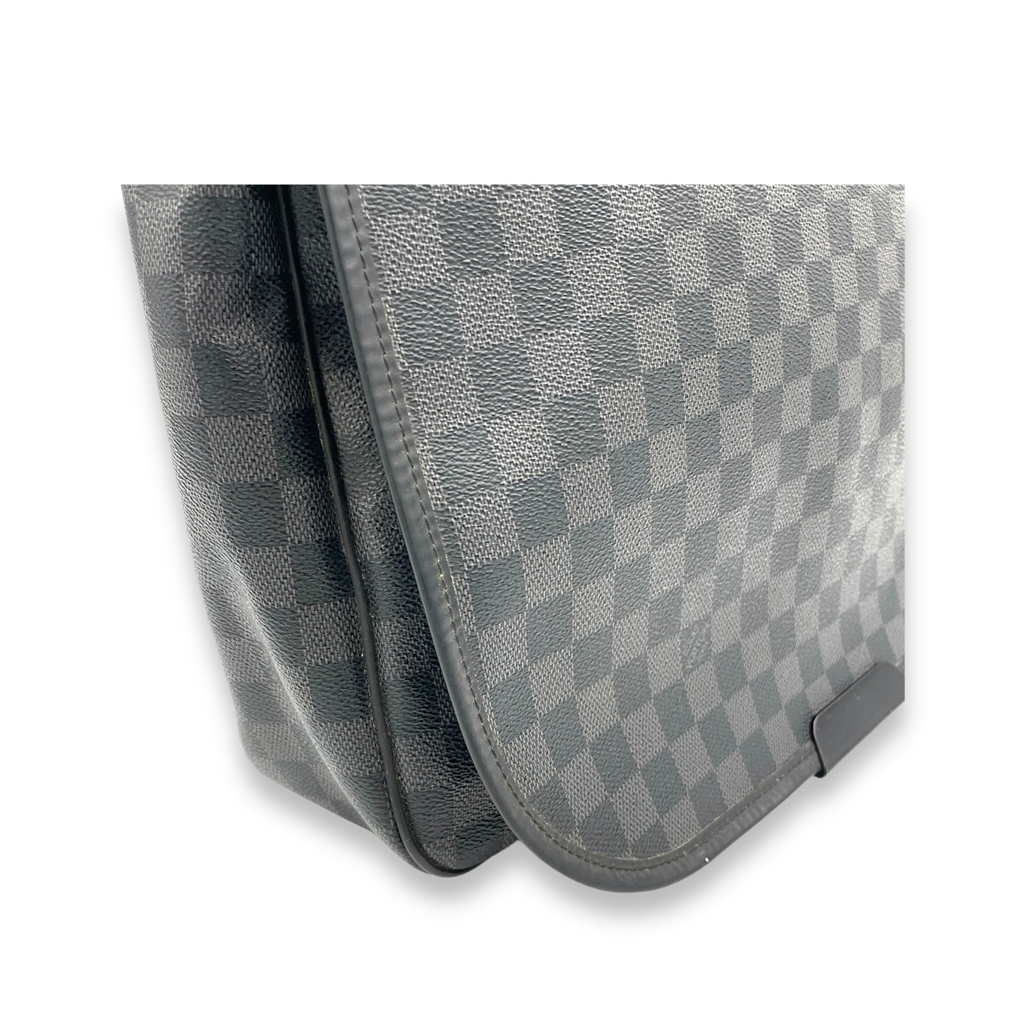 Daniel MM Damier Graphite Messenger in Coated Canvas, Silver hardware