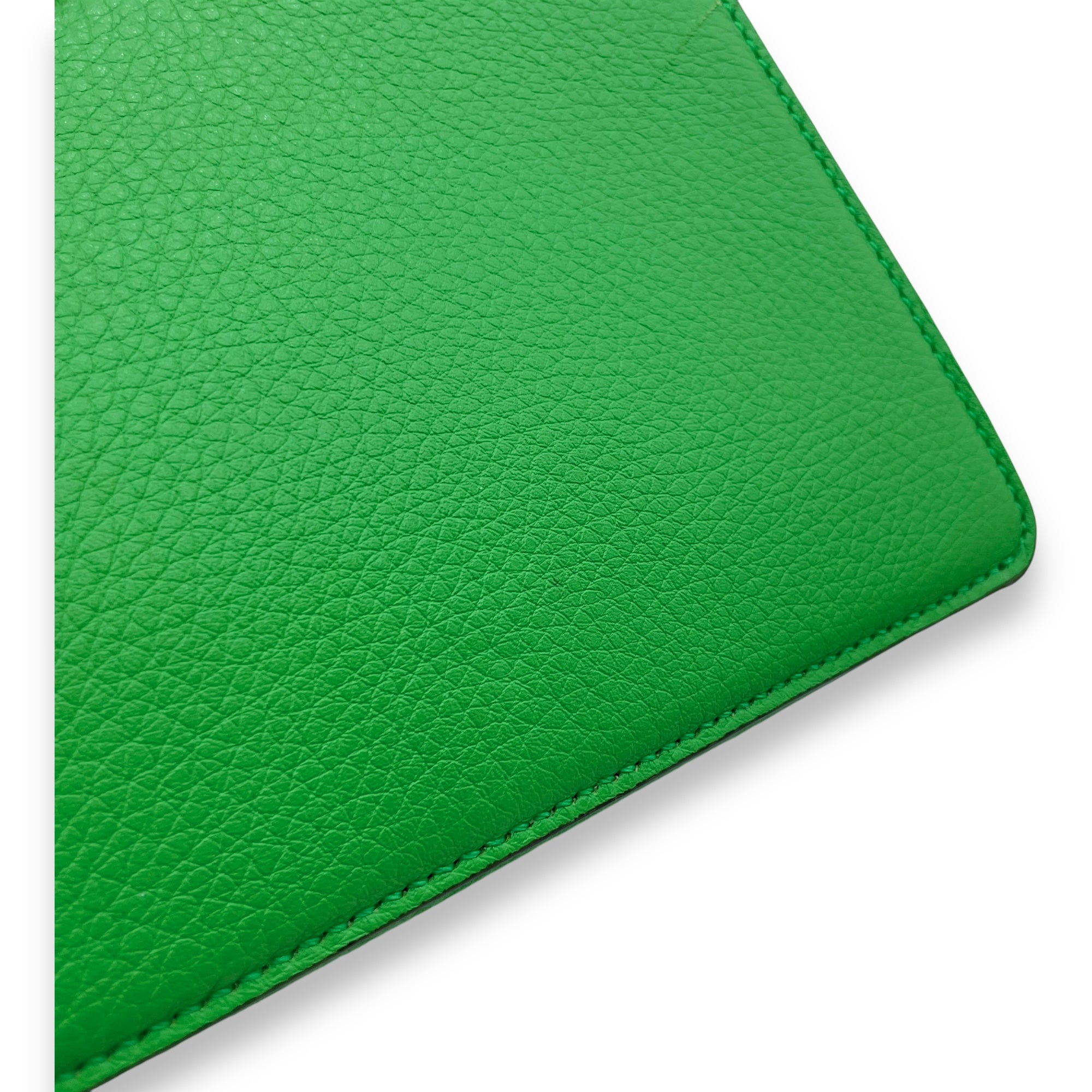 ISeeU Top Handle Bag Green in Calfskin, Silver hardware