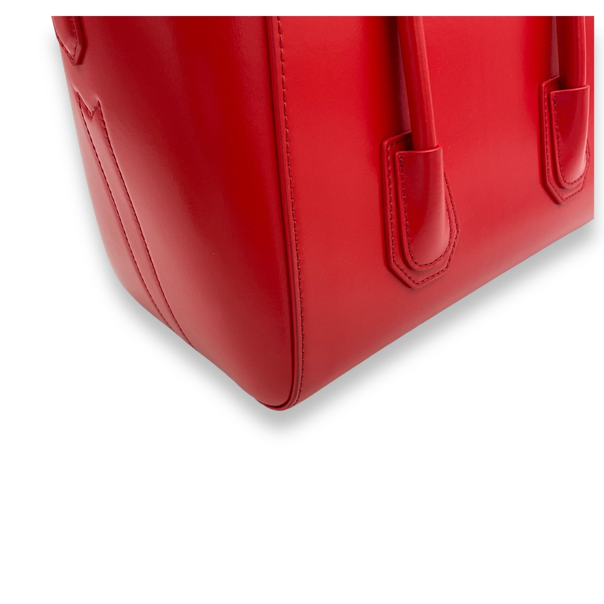 Lock Antigona Small Red Top Handle Bag in Calfskin, Silver hardware