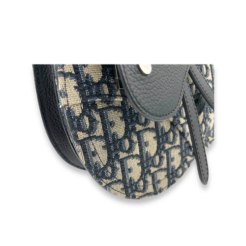 Saddle Shoulder bag in Jacquard, Gold Hardware