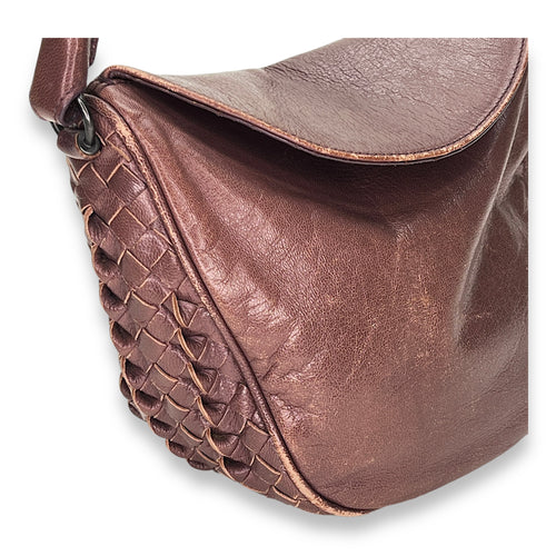 Intrecciato Shoulder bag in Calfskin, Gunmetal Hardware