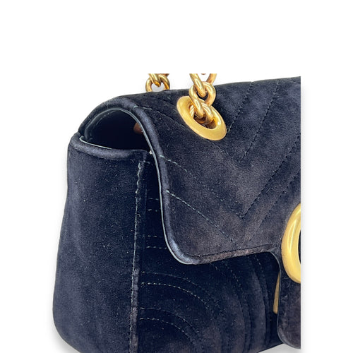 GG Marmont Small Shoulder bag in Velvet, Gold Hardware