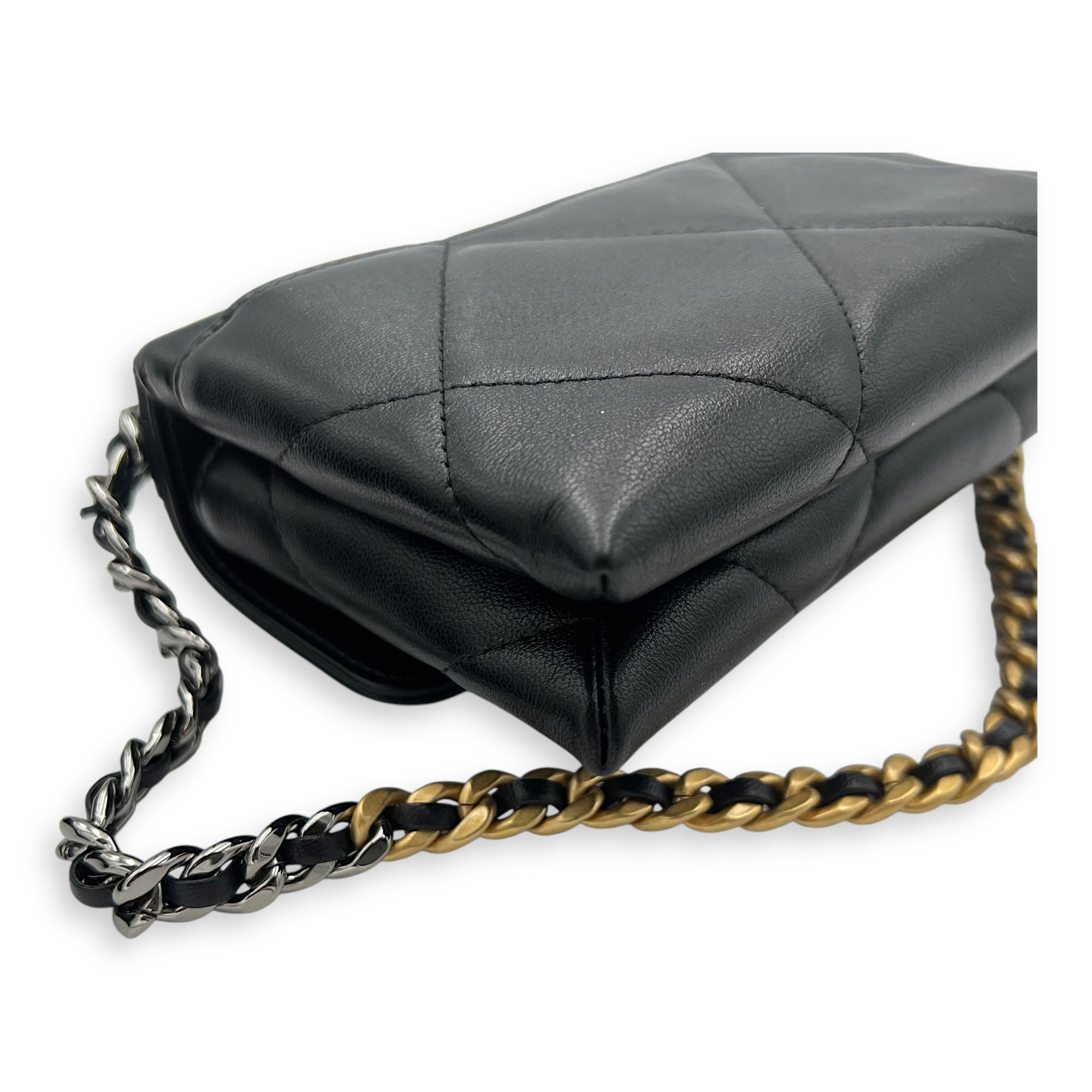 Chanel C19 Chain Pouch Black Crossbody Bag in Lambskin, Mixed hardware_10