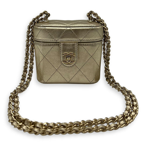 Chanel CC Vanity Bag Gold in Lambskin, Gold hardware_9