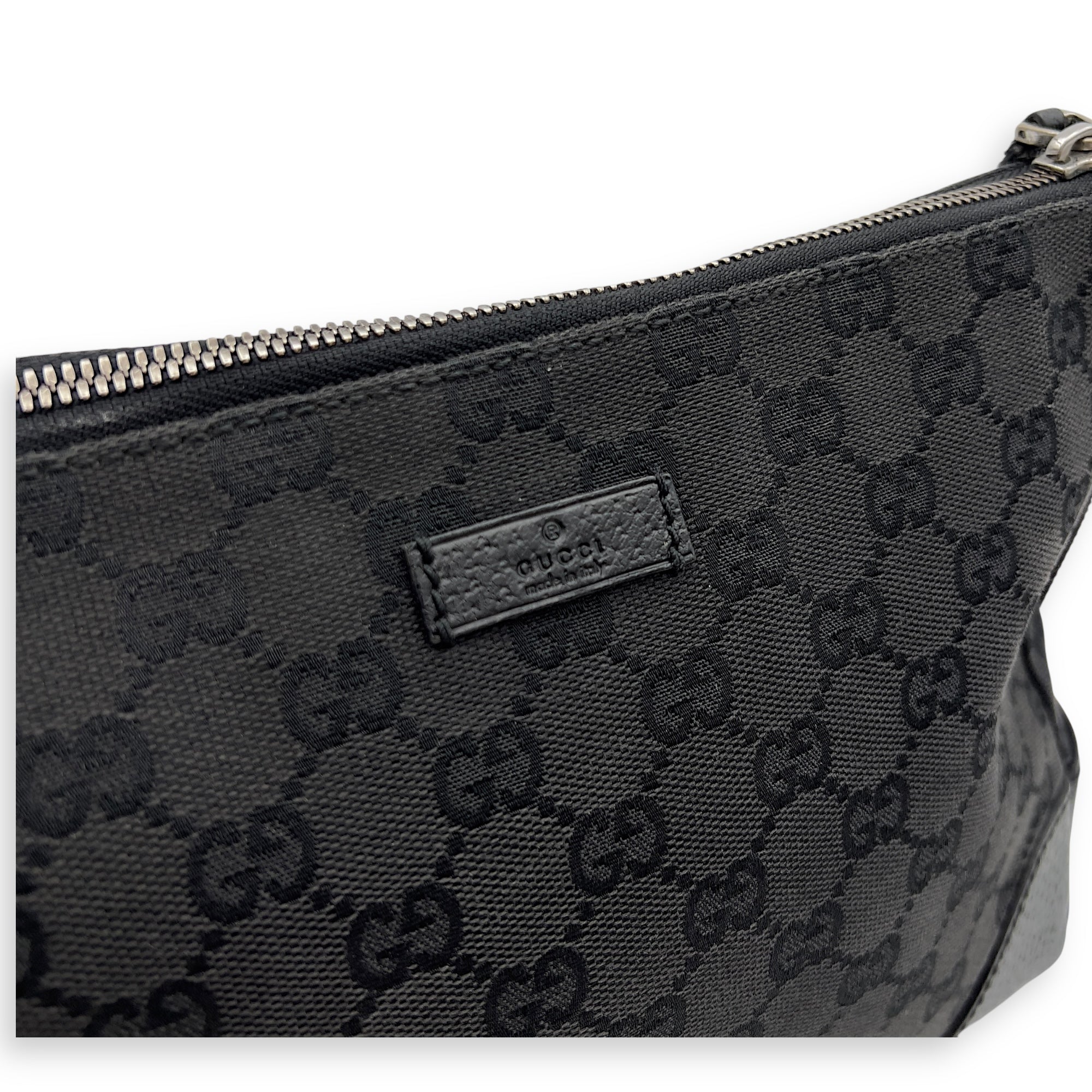 Gucci GG Crossbody Bag Black in Canvas, Silver hardware_8