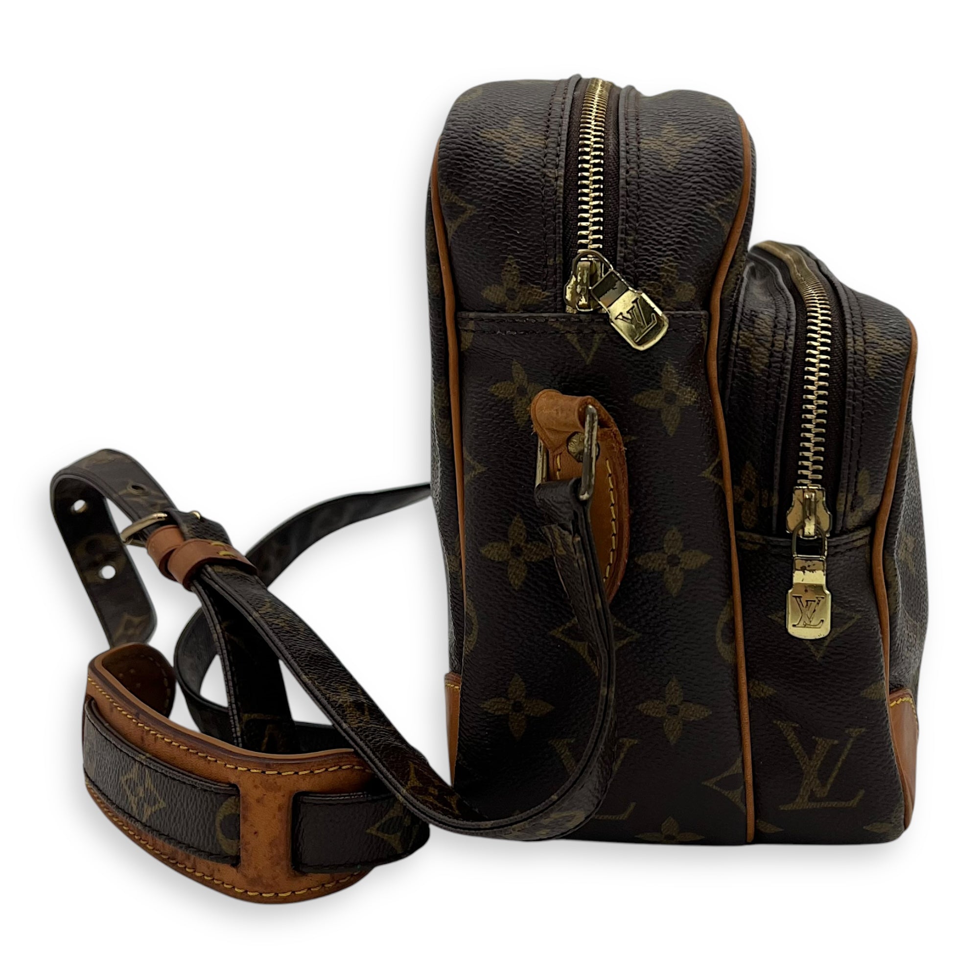 Louis Vuitton Nile Crossbody Bag Brown in Monogram Coated Canvas, Gold hardware_3